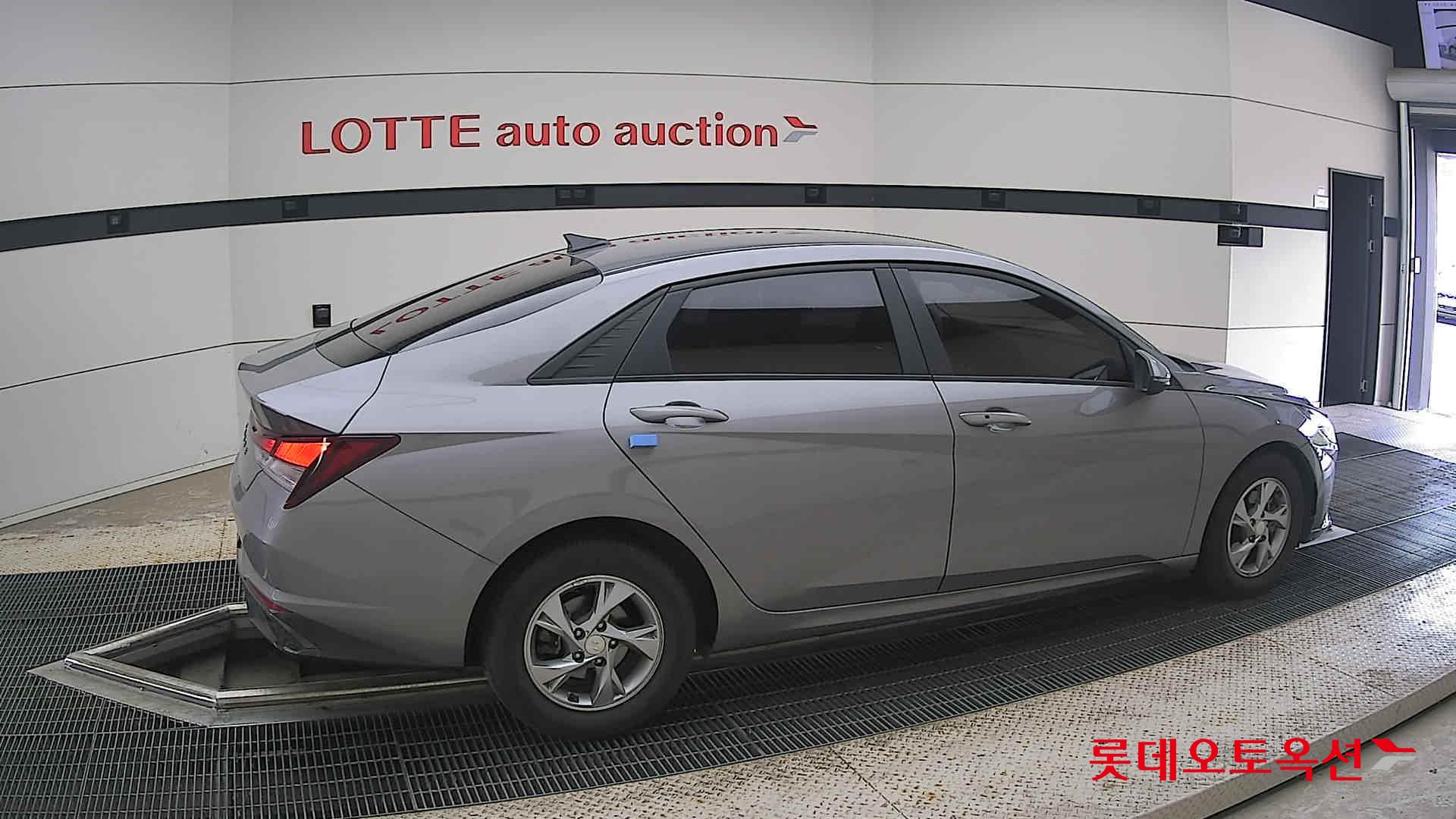 2021 - hyundai avante