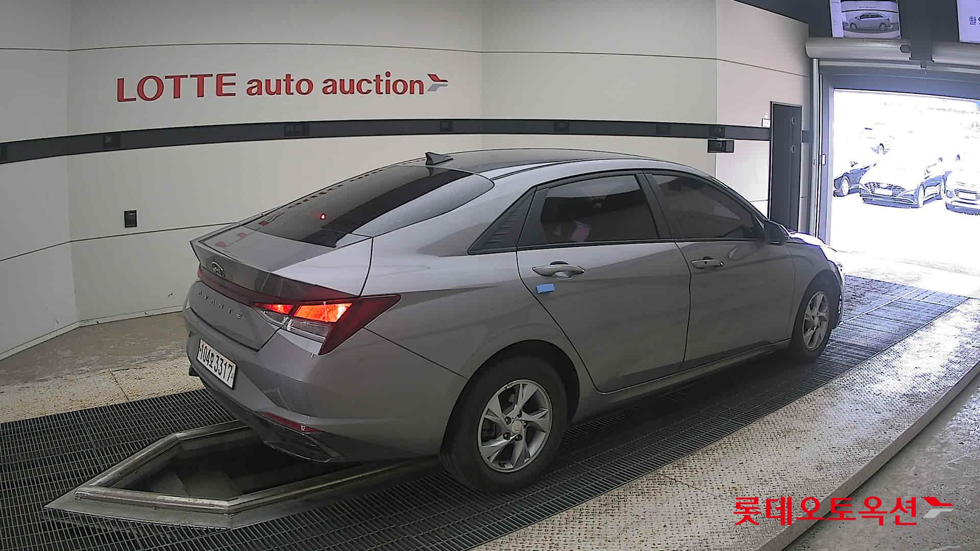 2021 - hyundai avante