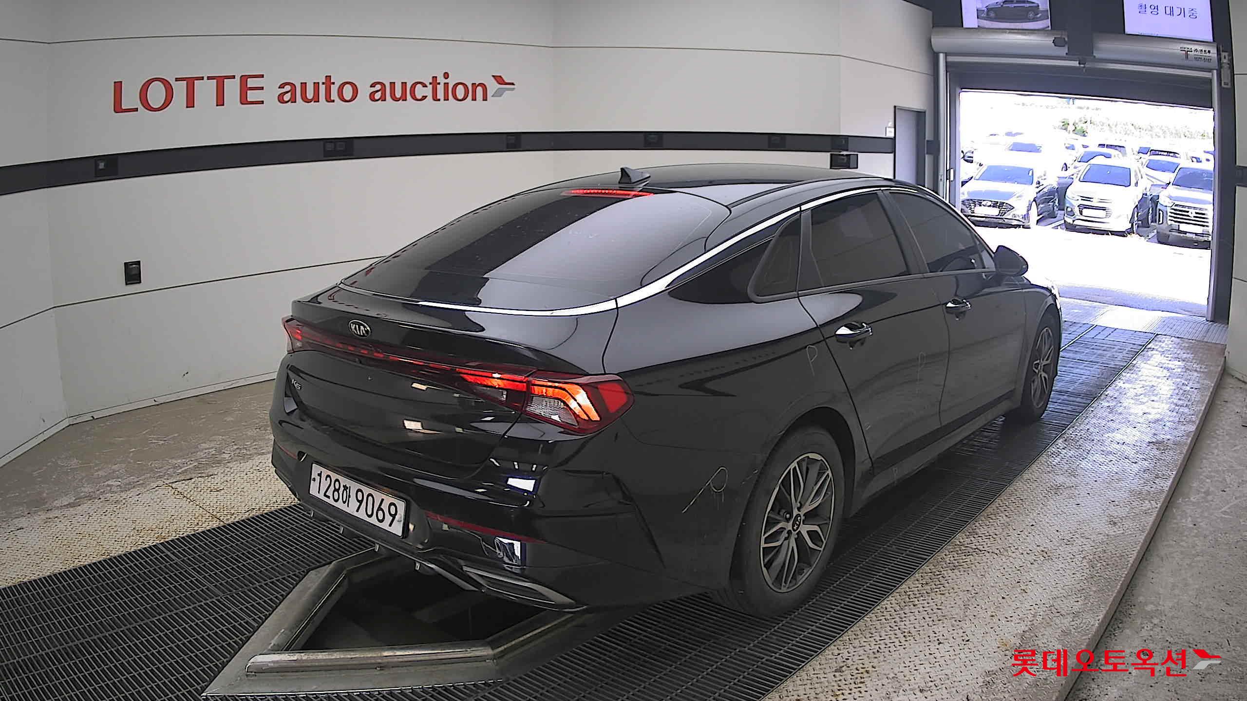 2020 - kia k5