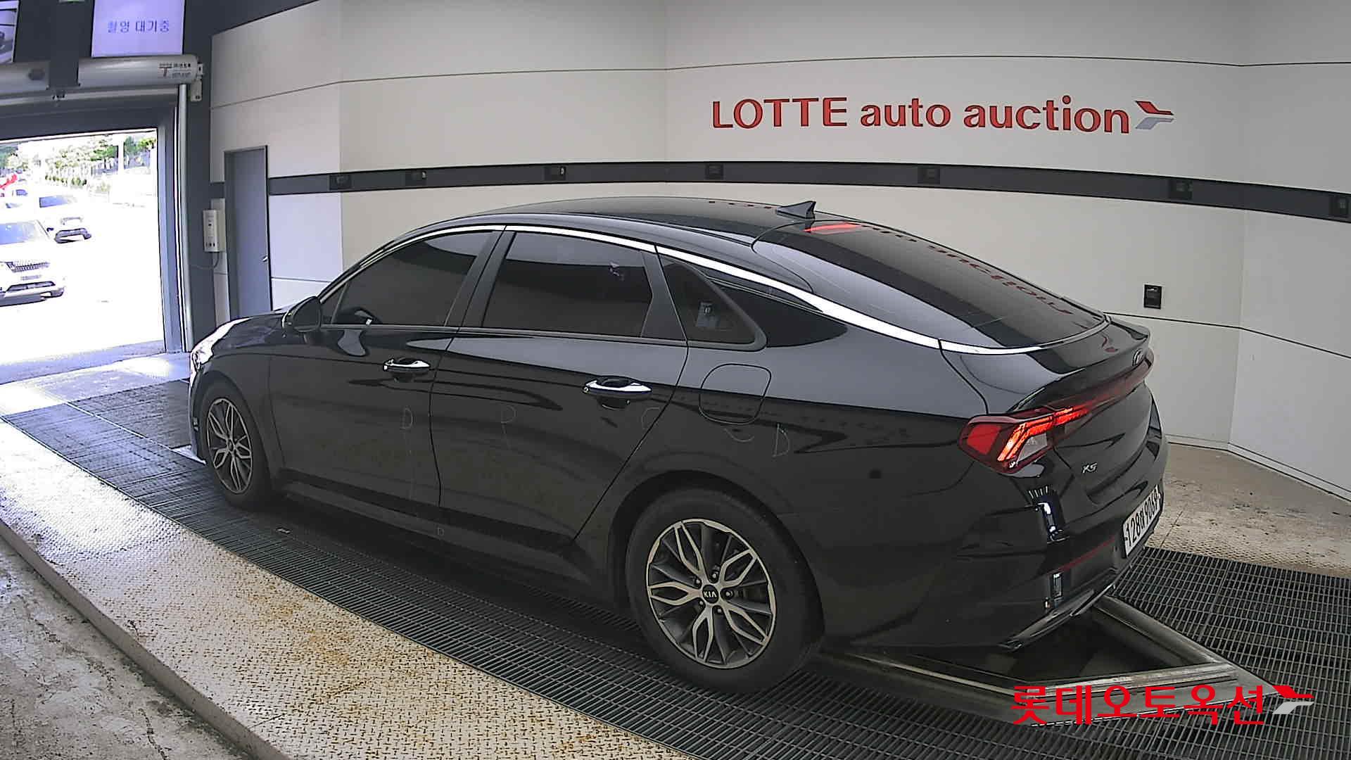 2020 - kia k5