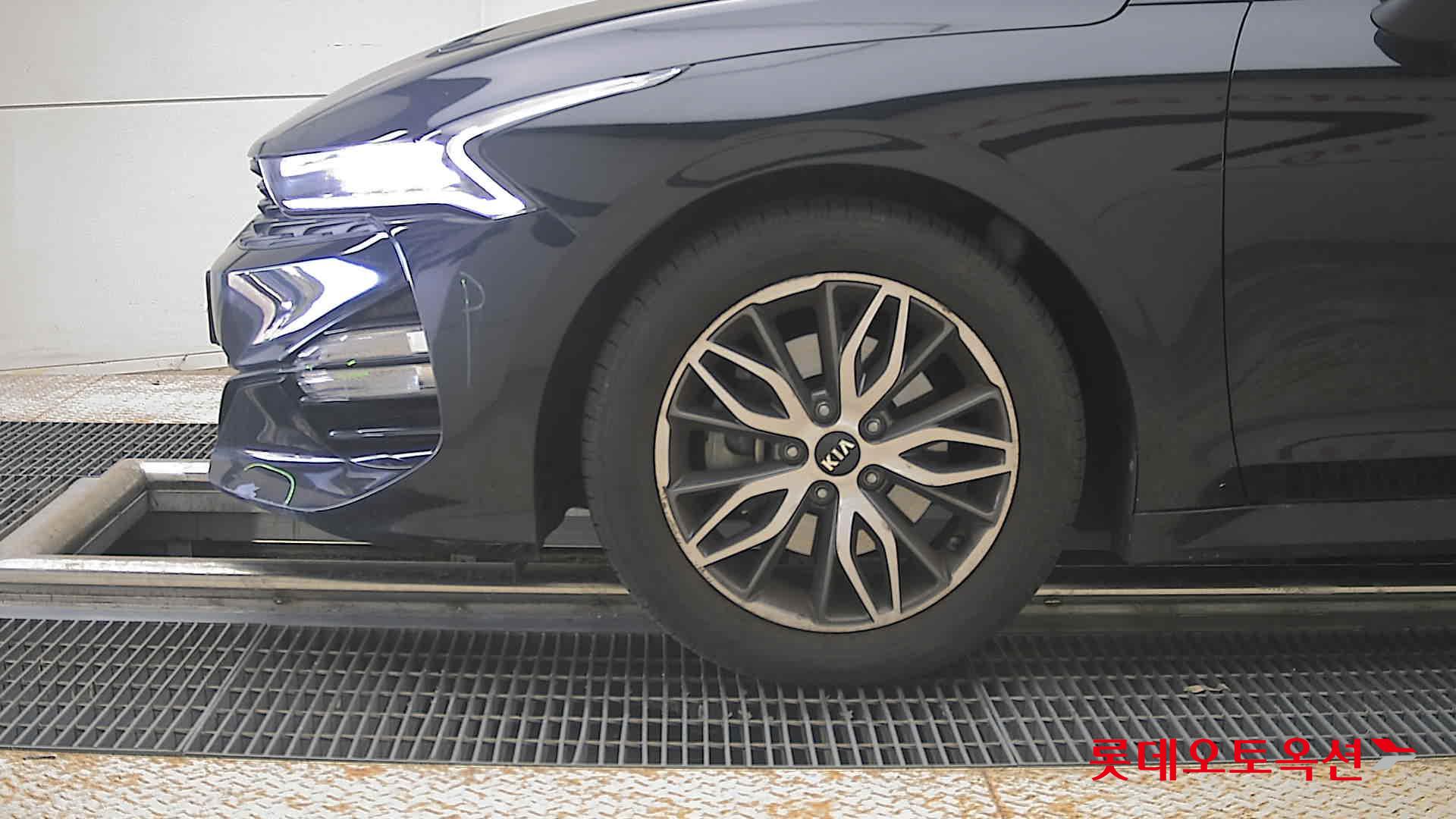 2020 - kia k5
