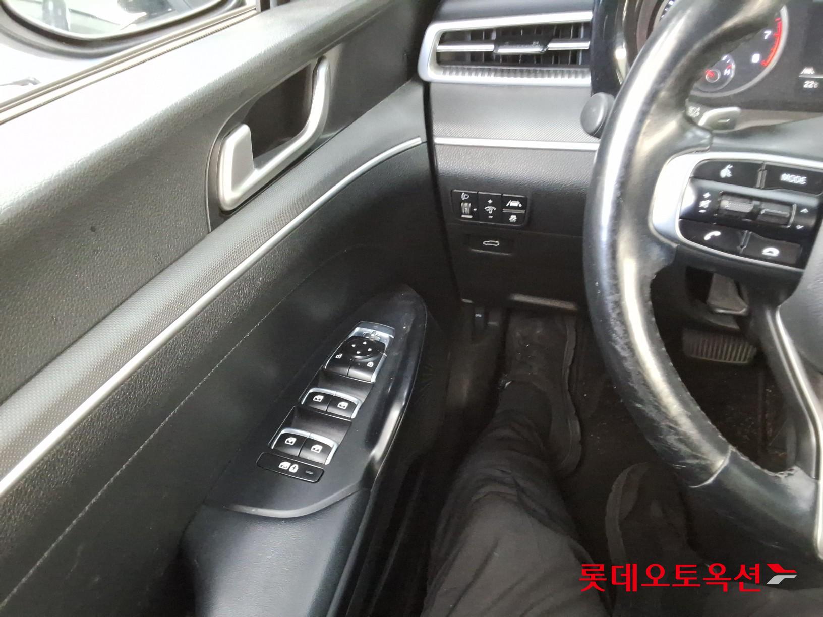 2020 - kia k5