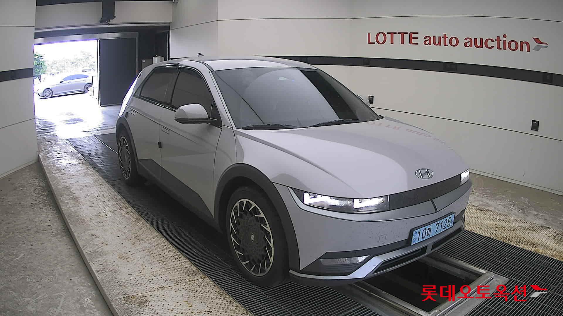 2023 - hyundai ioniq