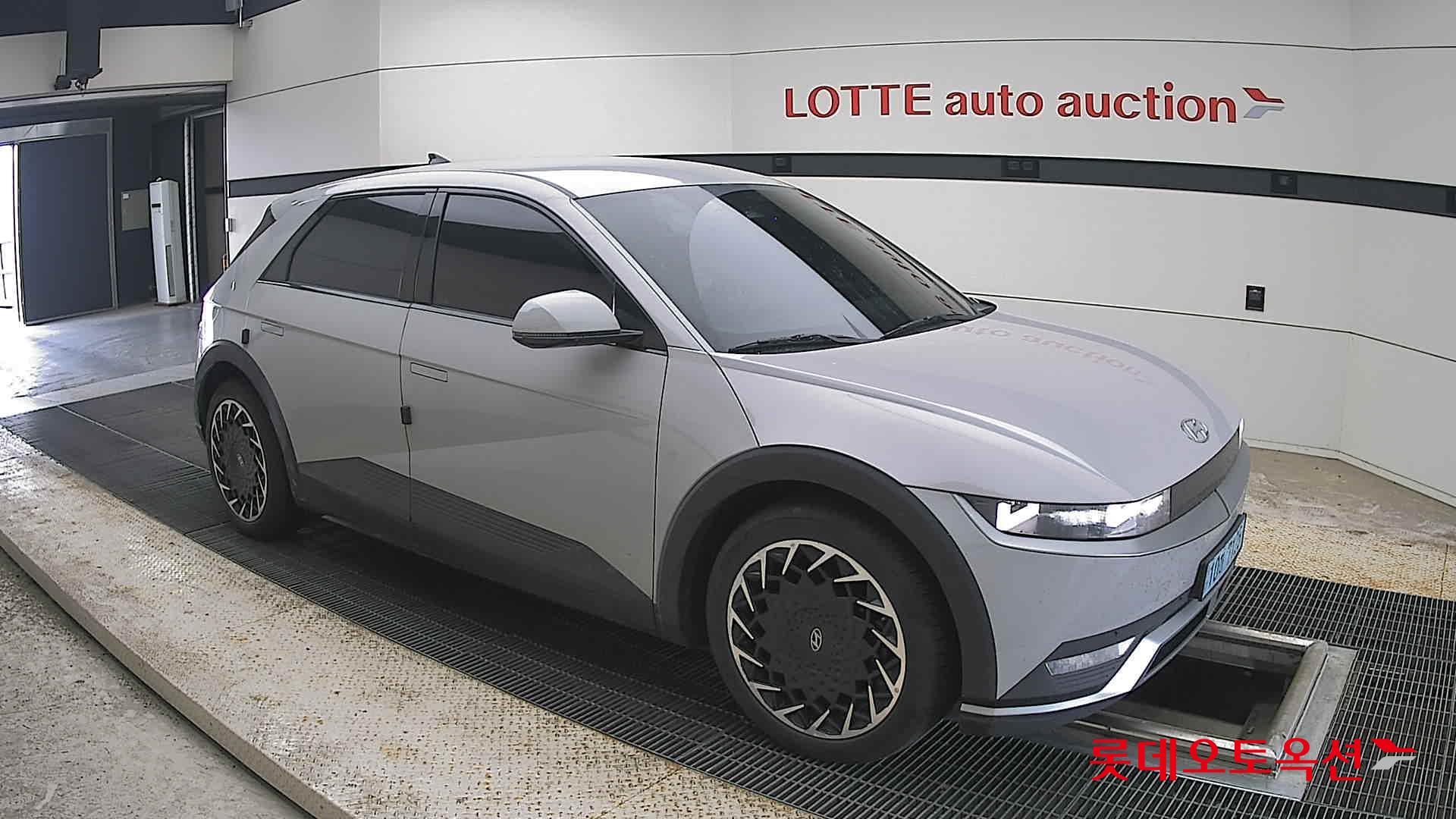 2023 - hyundai ioniq
