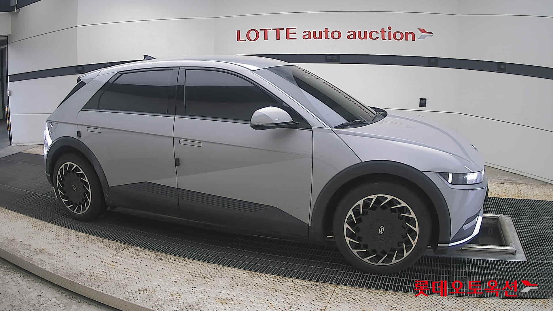 2023 - hyundai ioniq