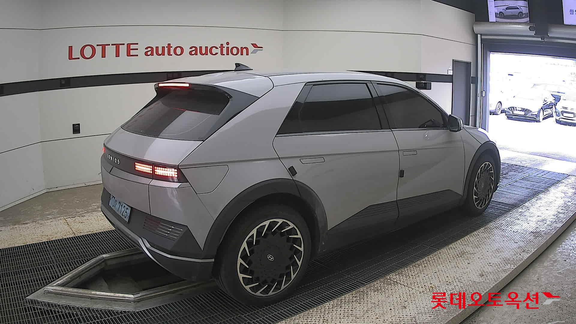 2023 - hyundai ioniq