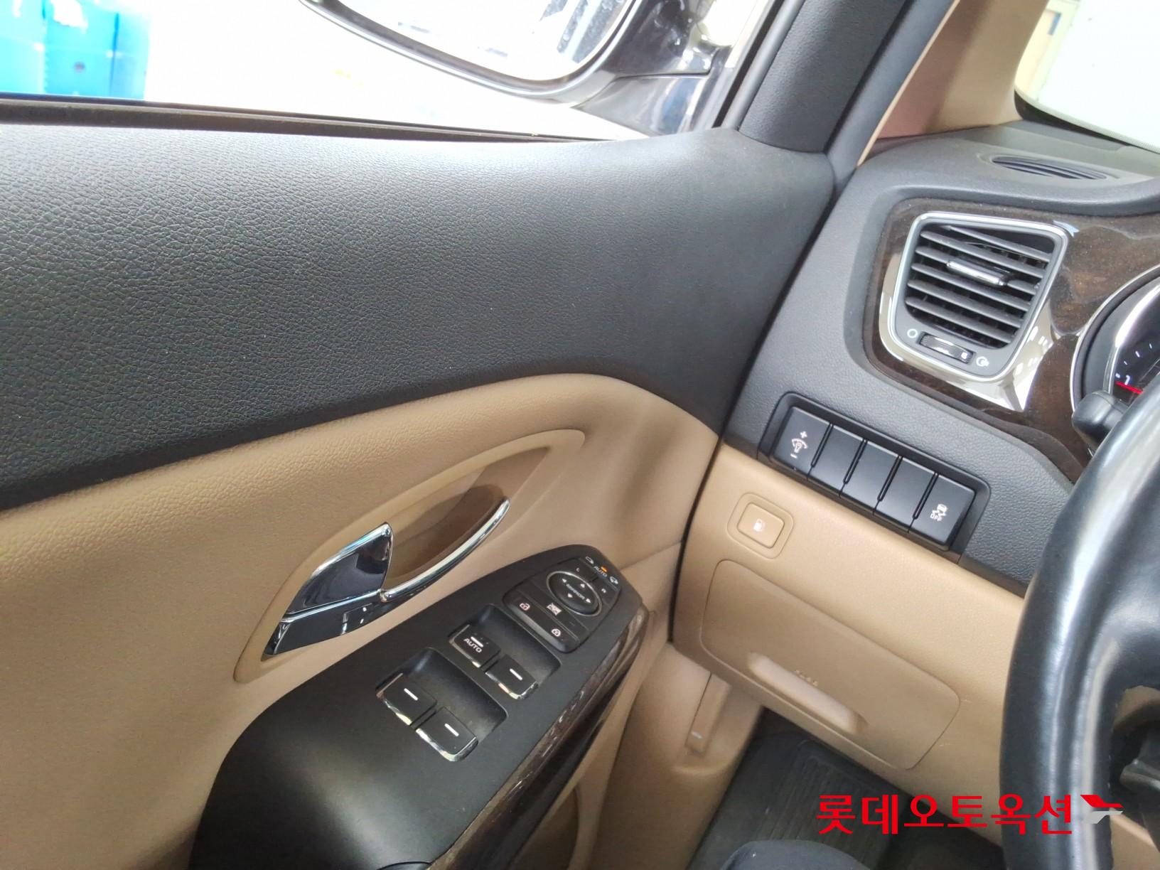 2020 - kia carnival