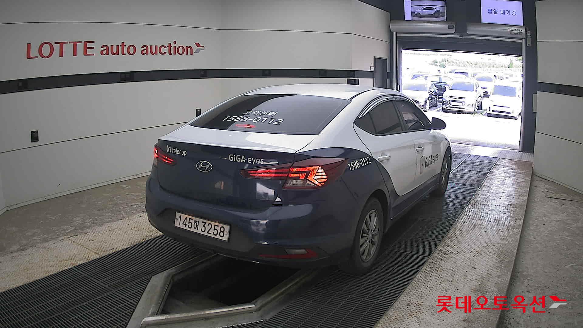 2020 - hyundai avante