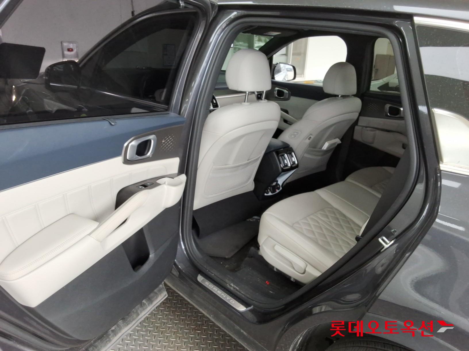 2021 - kia sorento