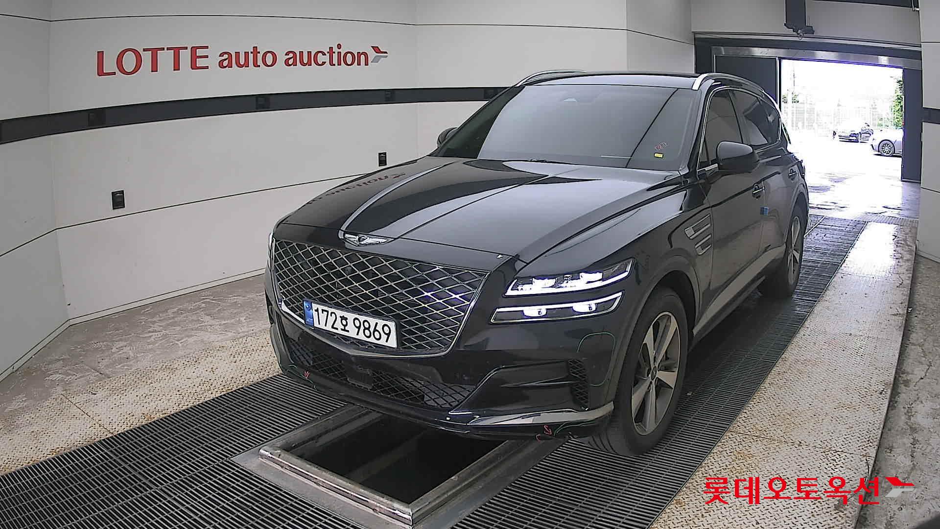 2022 - genesis gv80