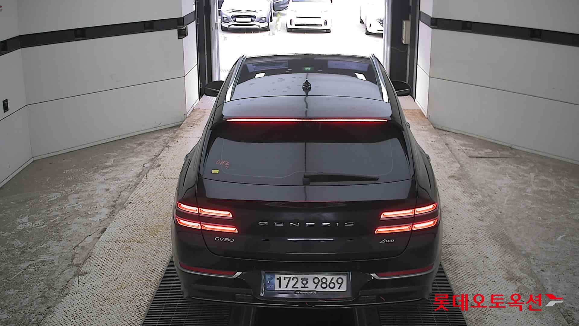 2022 - genesis gv80