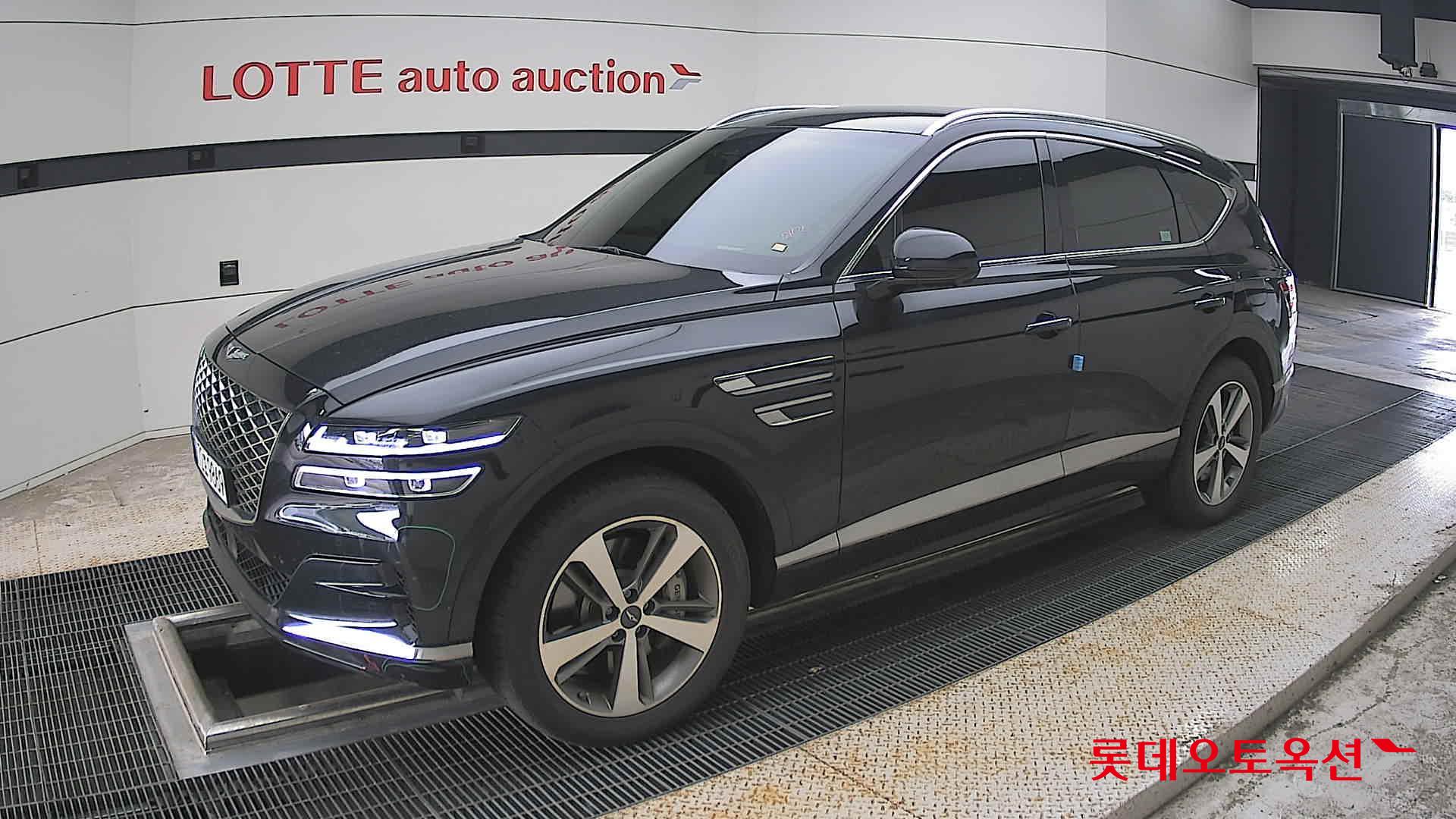 2022 - genesis gv80