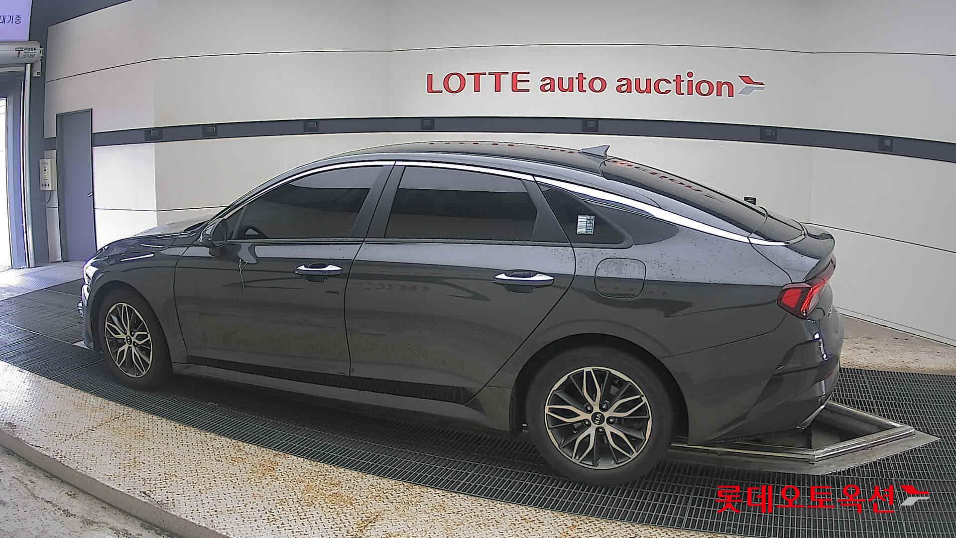 2020 - kia k5