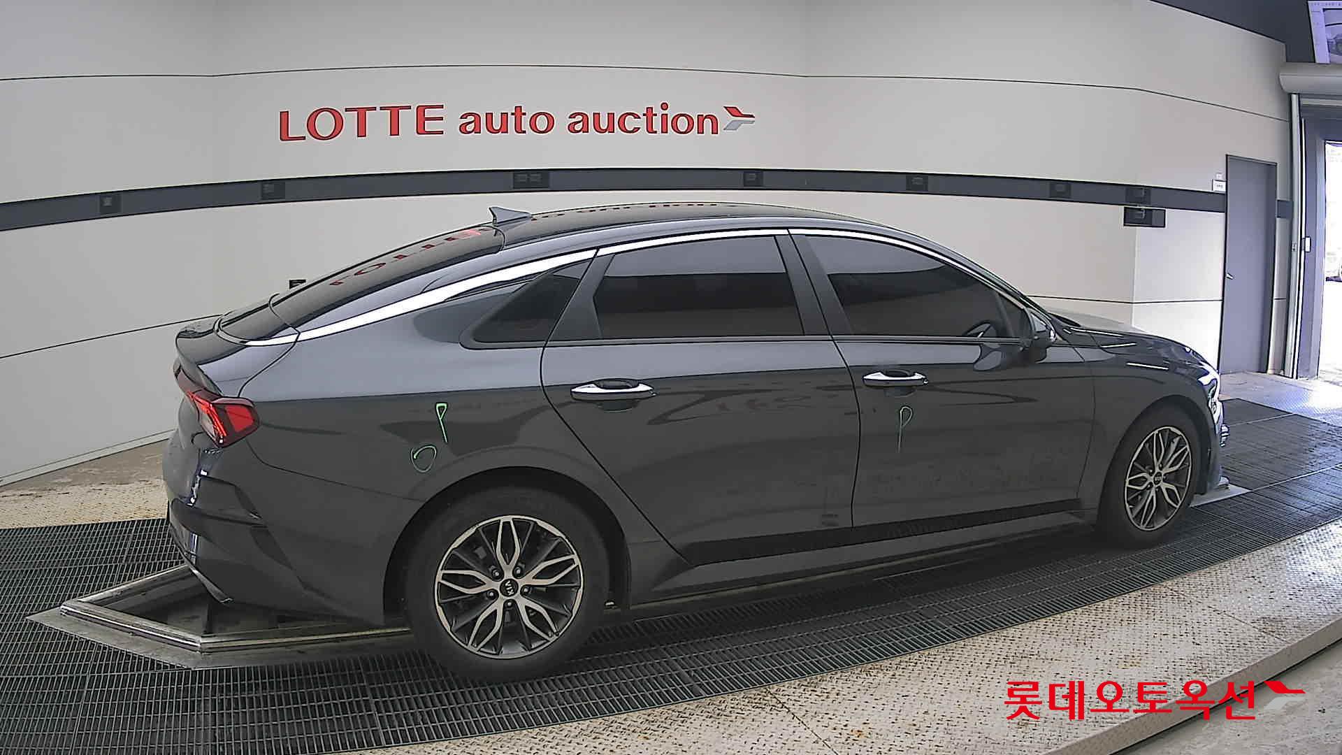 2020 - kia k5