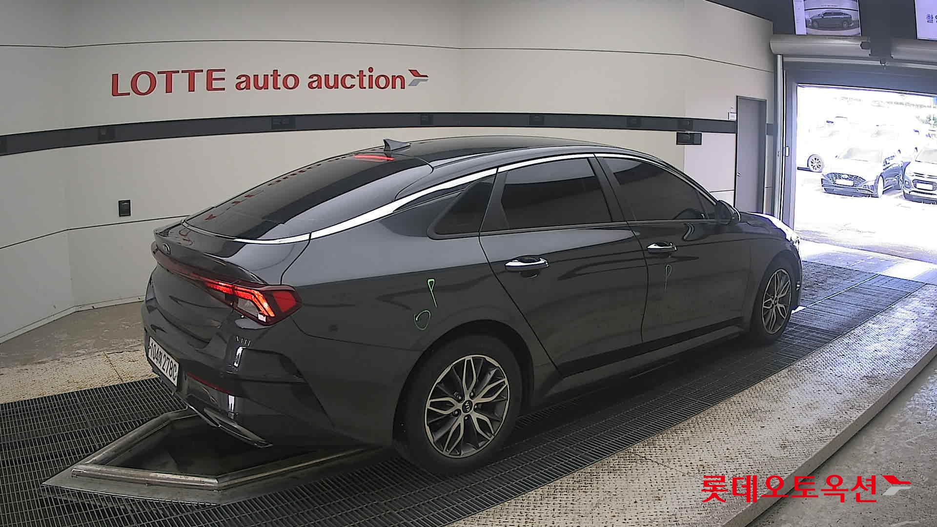 2020 - kia k5