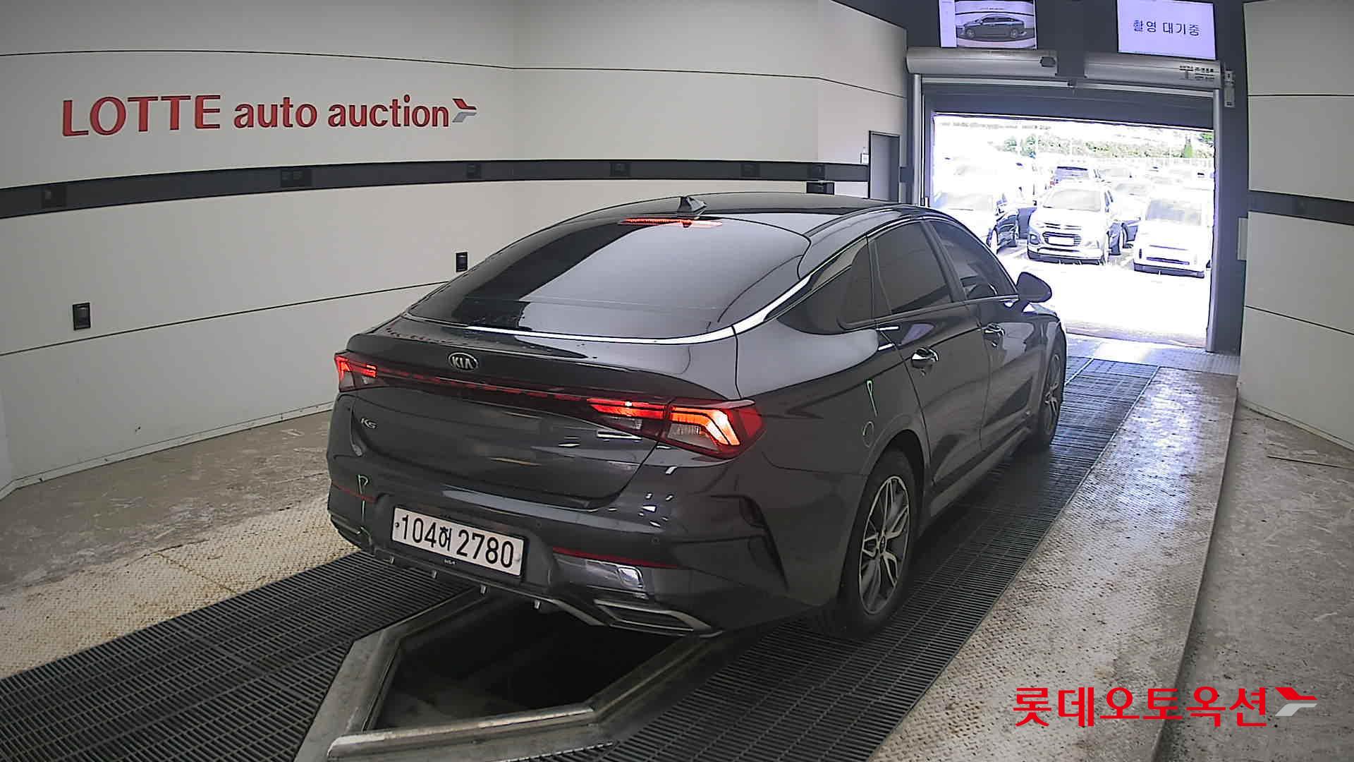 2020 - kia k5