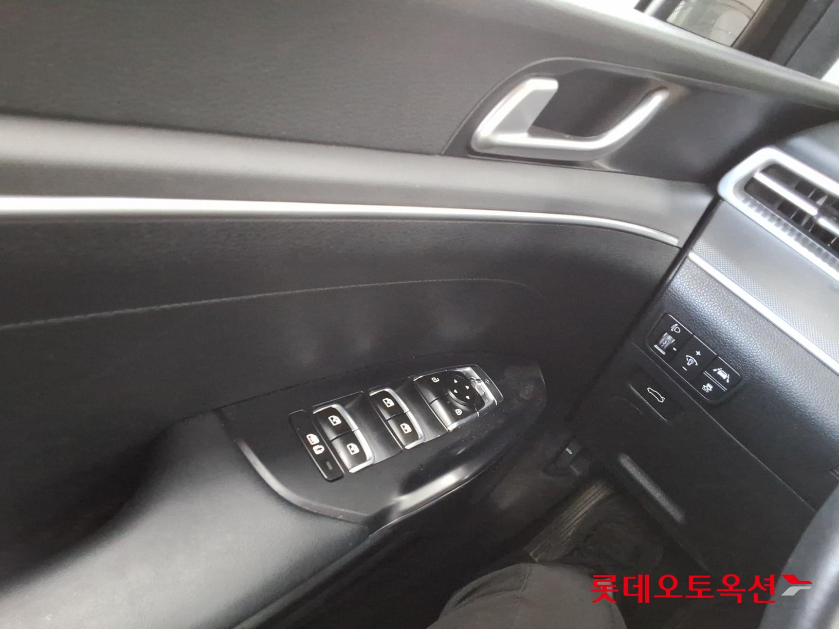 2020 - kia k5