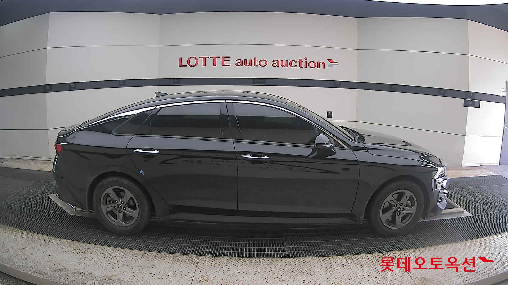 2023 - kia k5