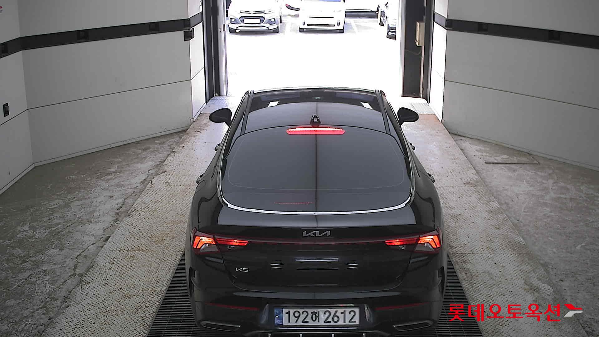 2023 - kia k5