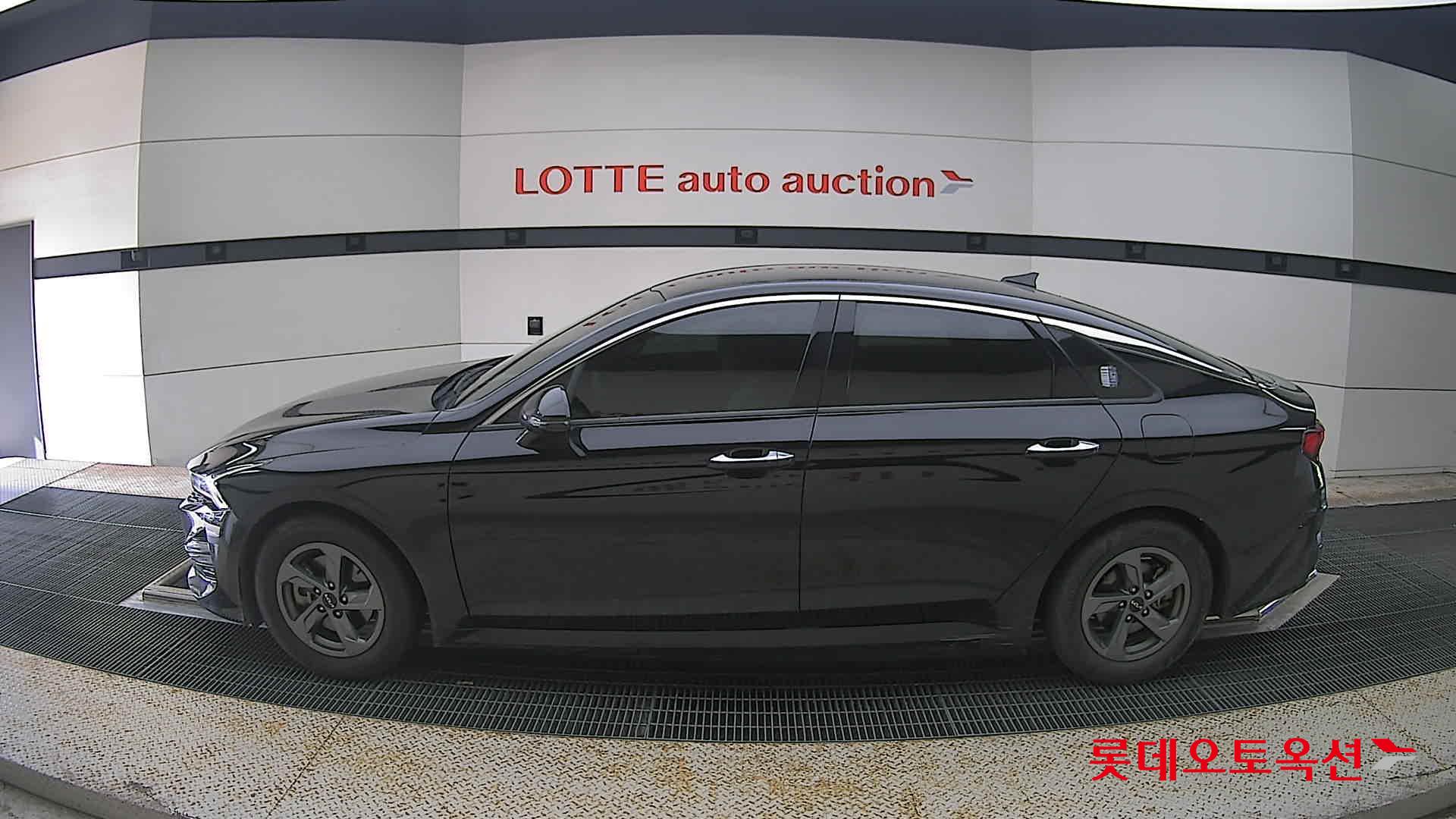 2023 - kia k5