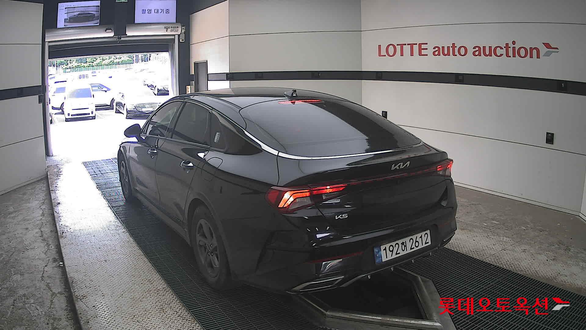 2023 - kia k5