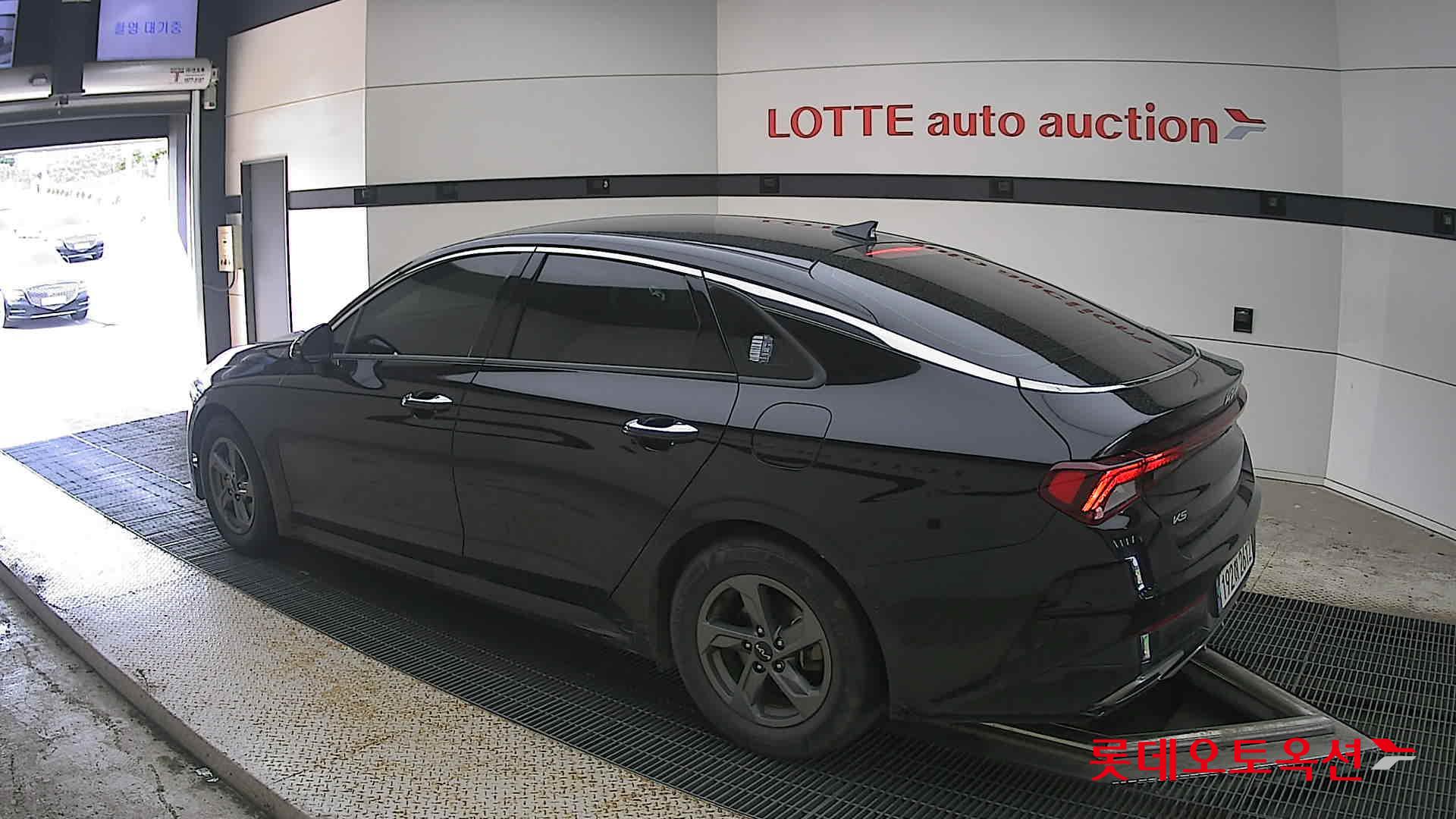 2023 - kia k5