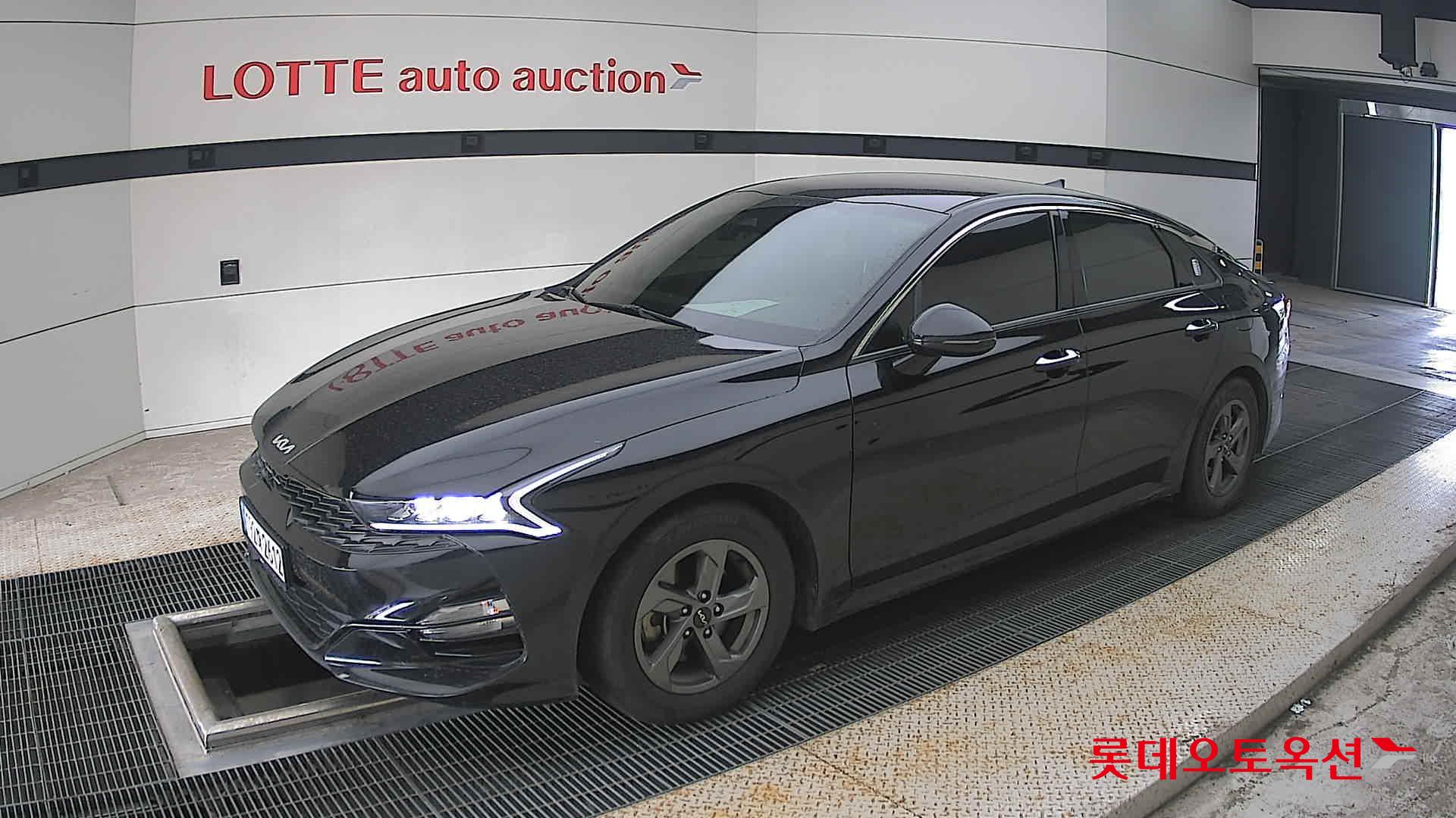 2023 - kia k5
