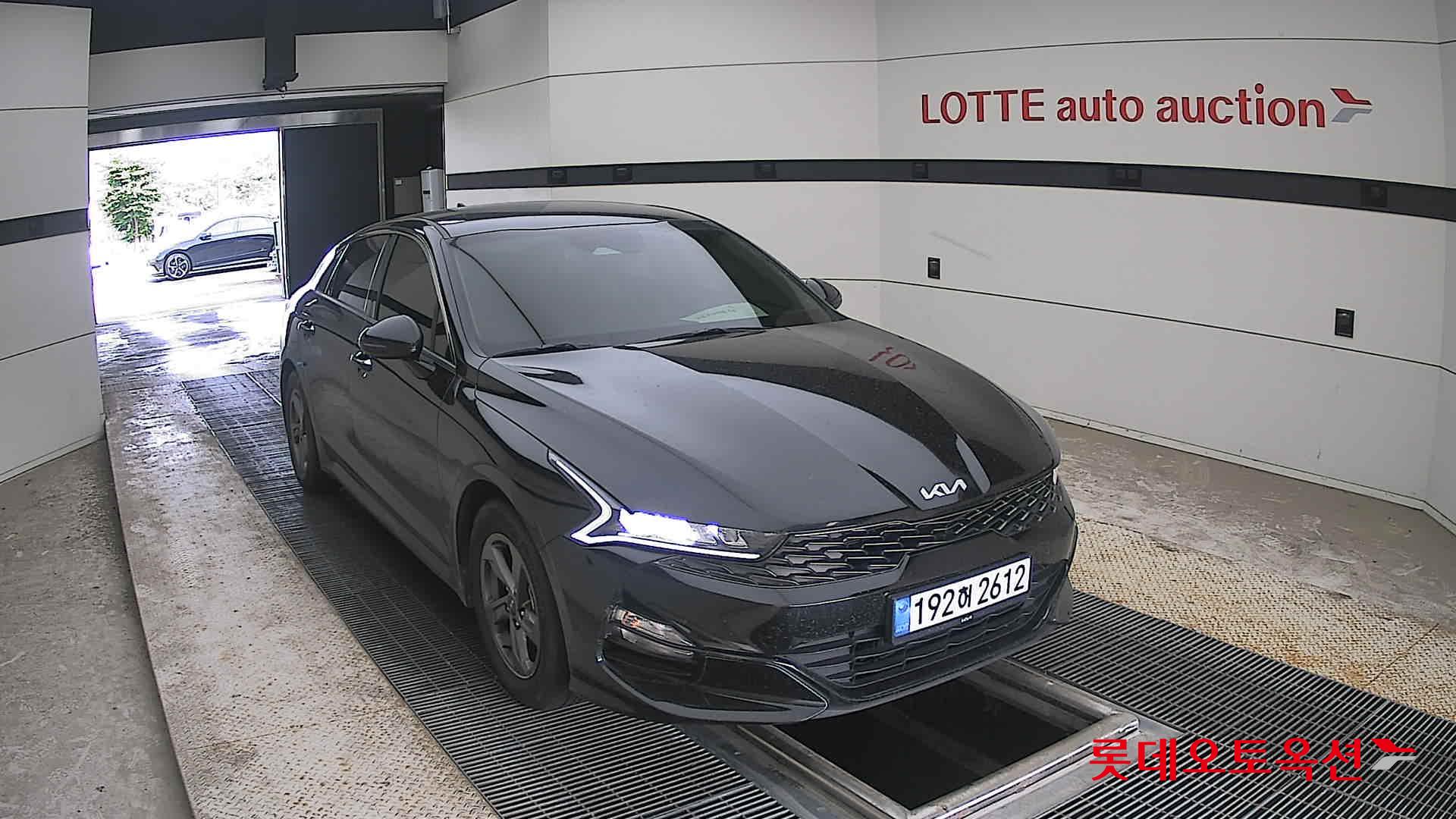2023 - kia k5