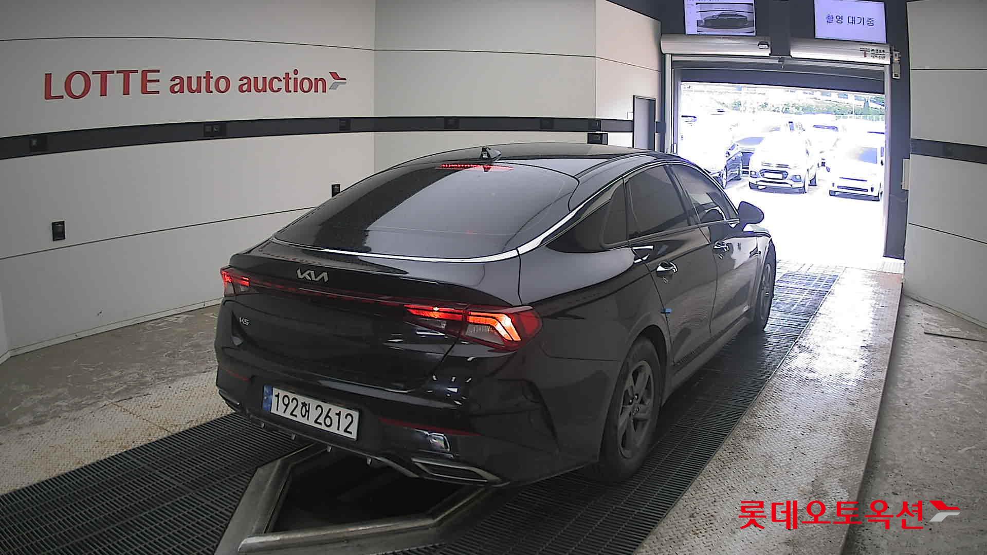 2023 - kia k5