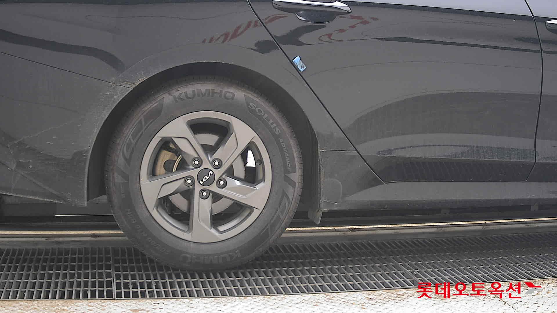 2023 - kia k5