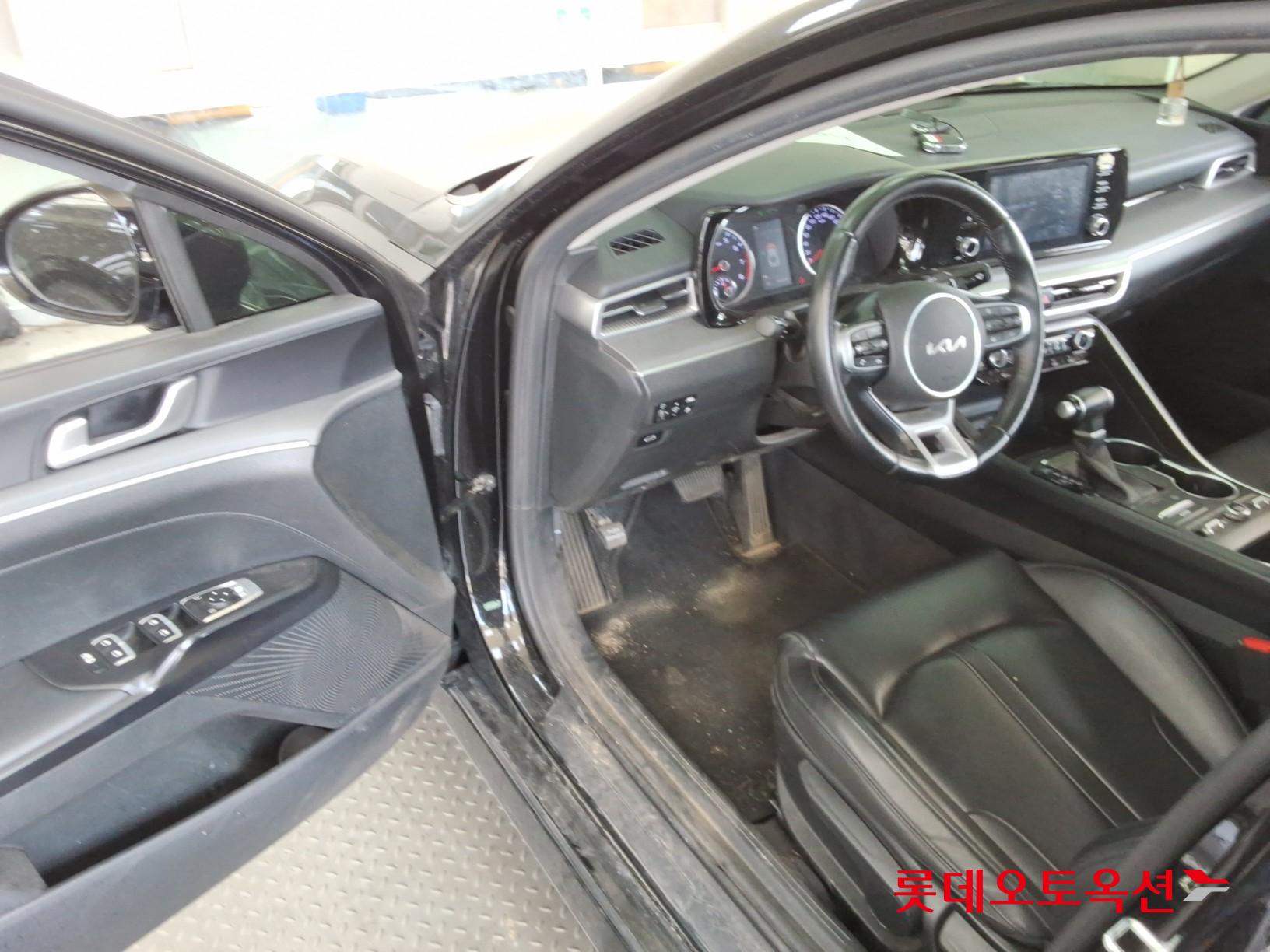 2023 - kia k5