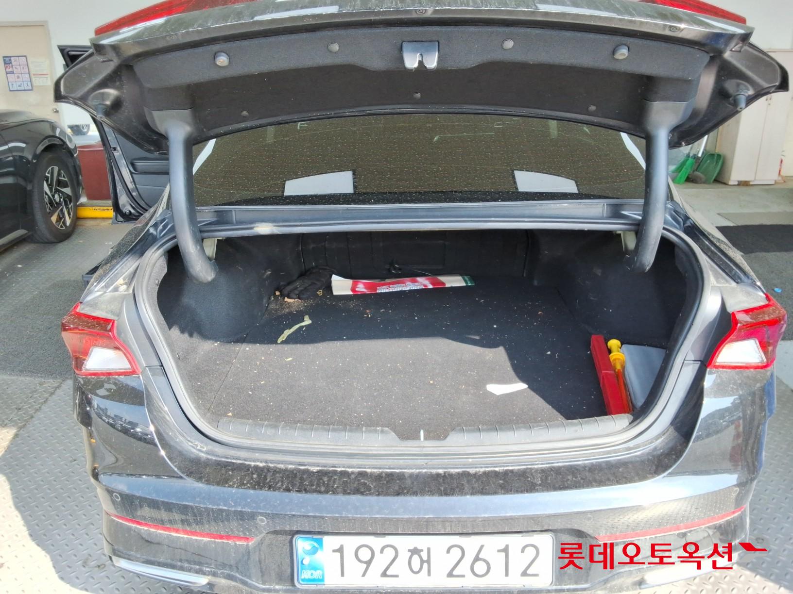 2023 - kia k5