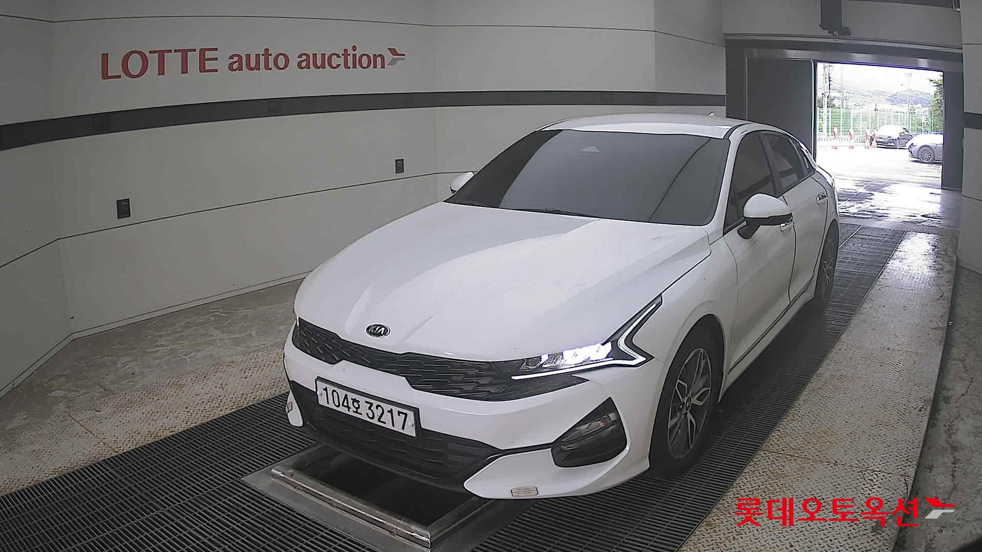 2020 - kia k5