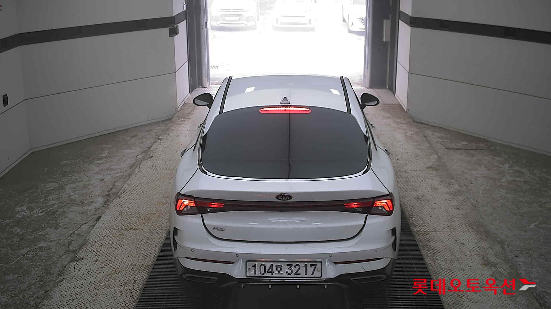 2020 - kia k5
