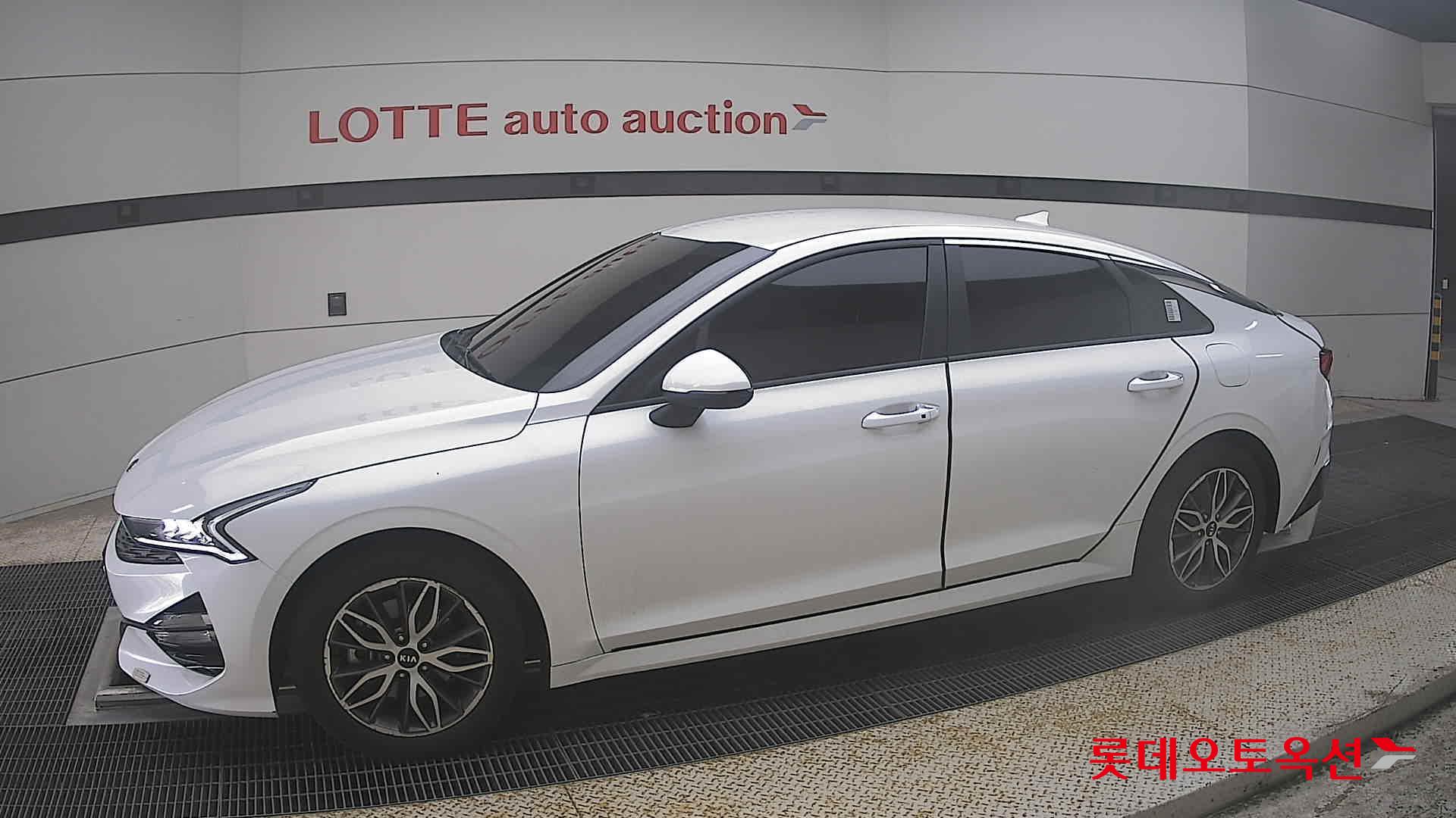 2020 - kia k5