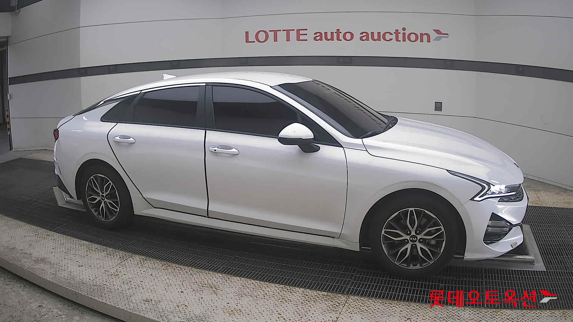 2020 - kia k5