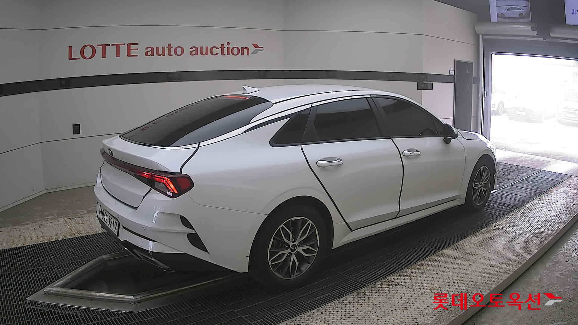 2020 - kia k5