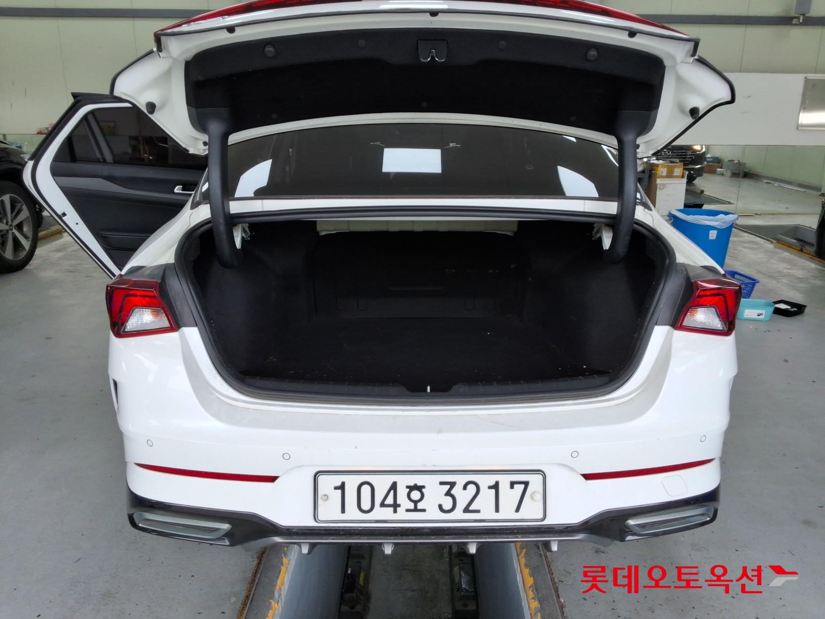 2020 - kia k5