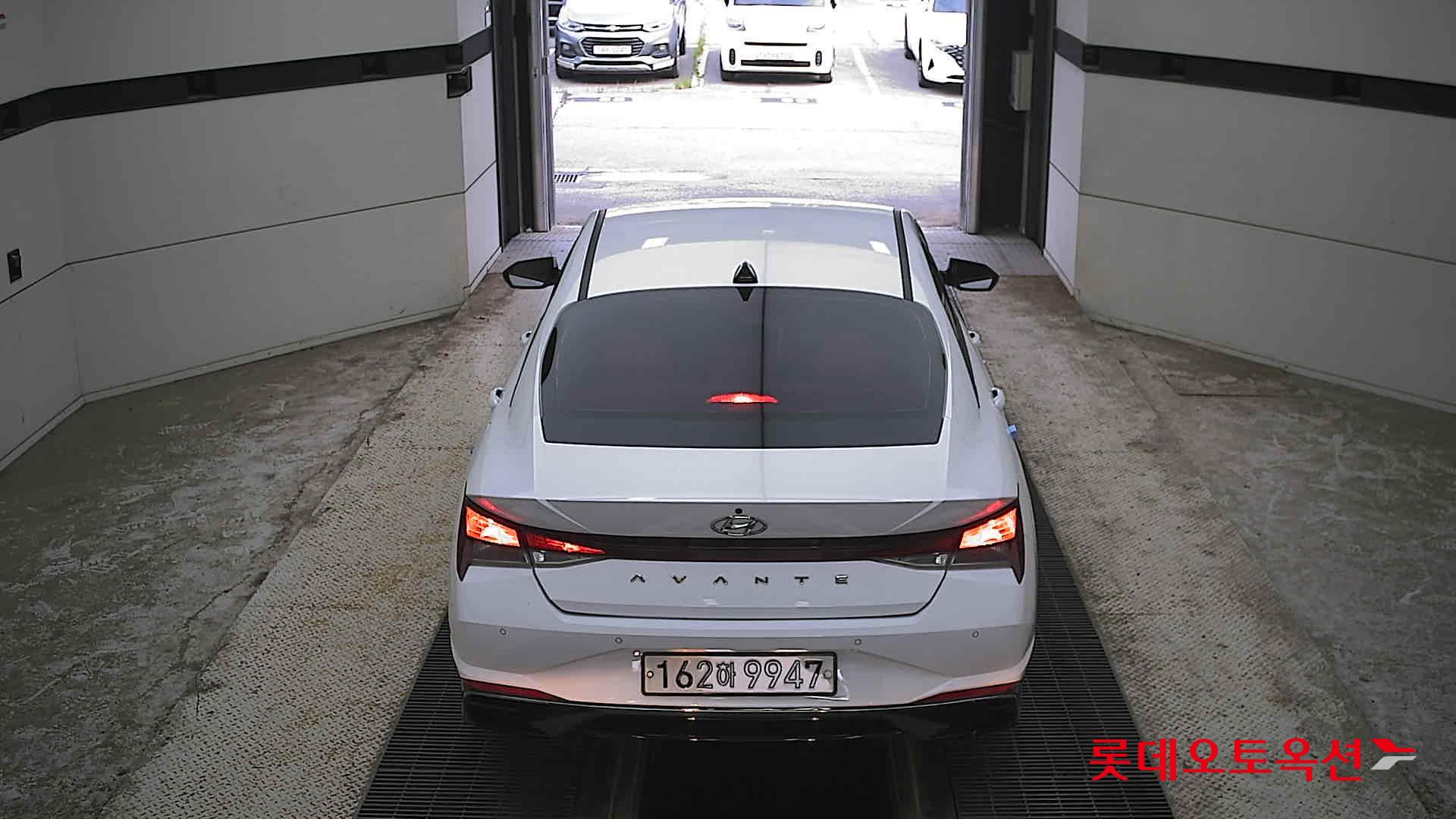 2021 - hyundai avante