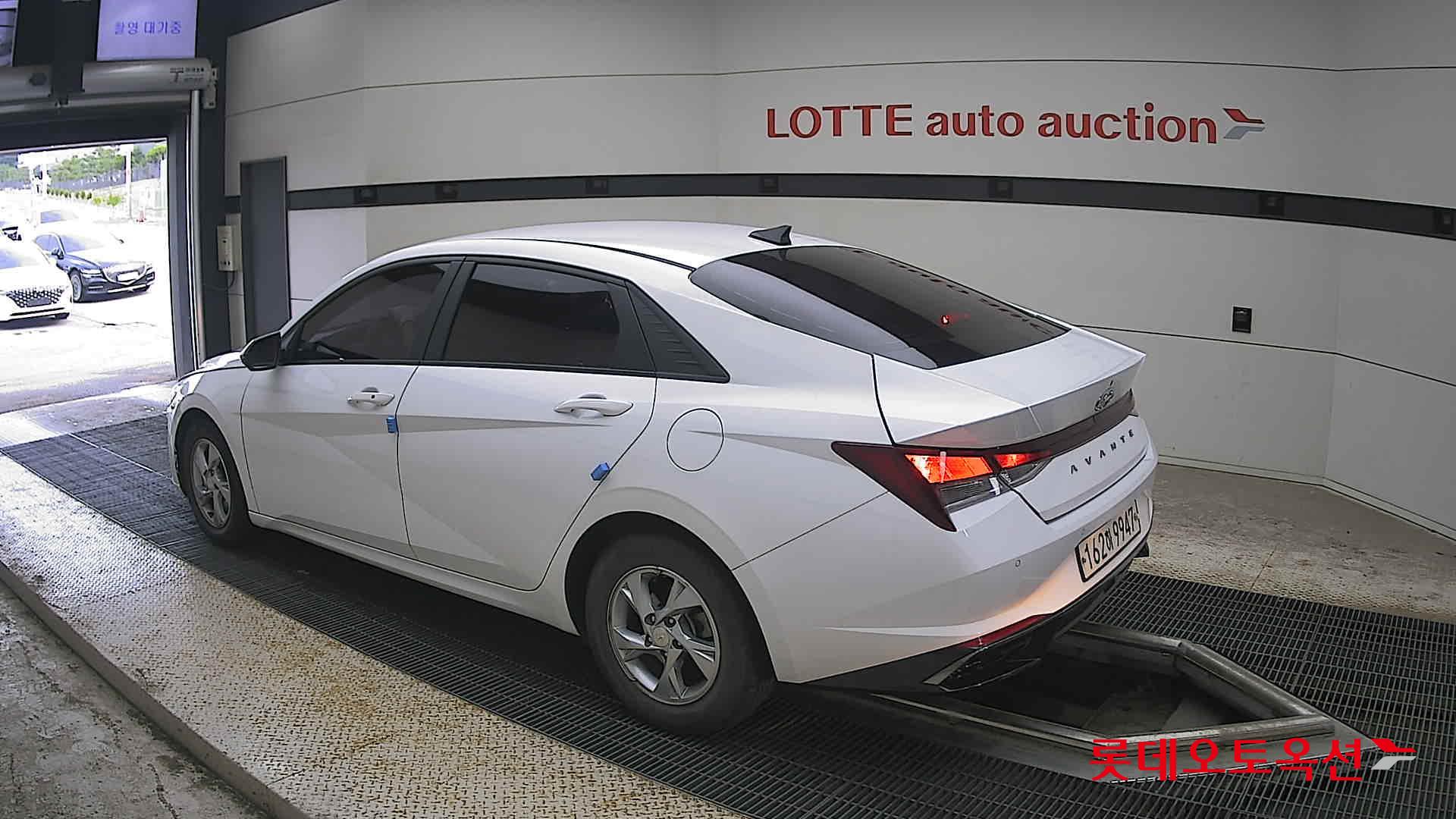 2021 - hyundai avante
