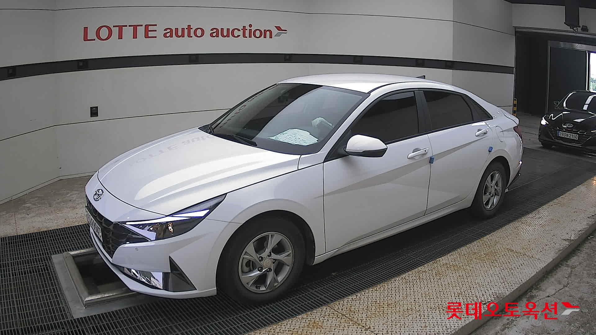 2021 - hyundai avante