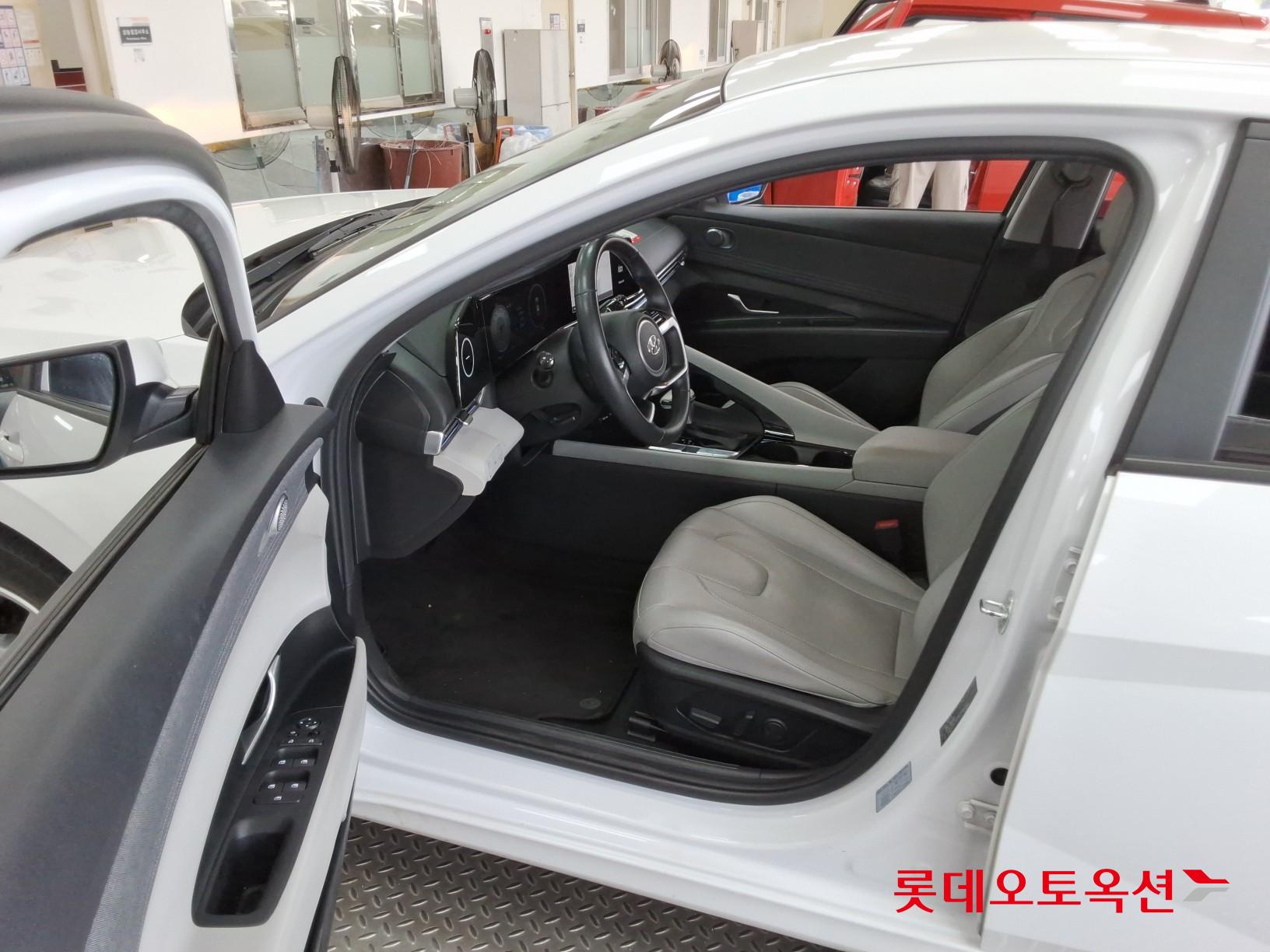 2021 - hyundai avante
