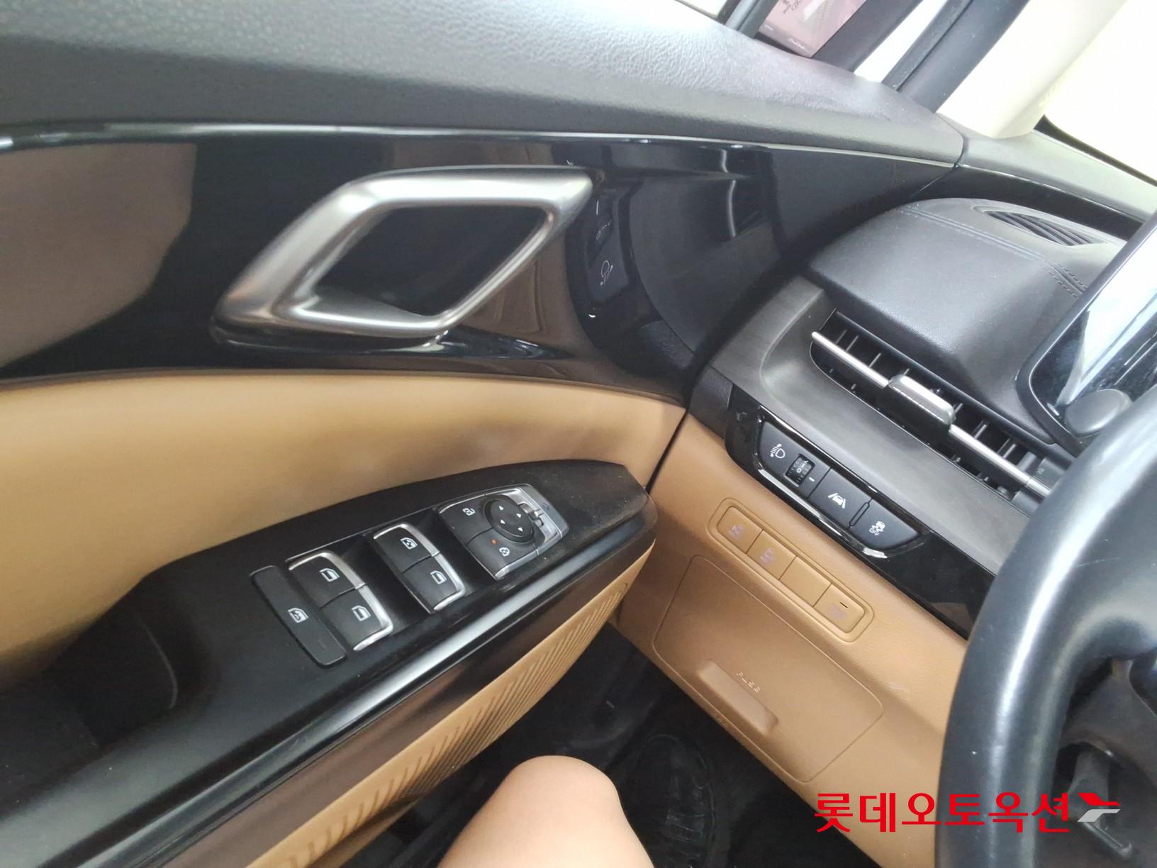 2021 - kia carnival