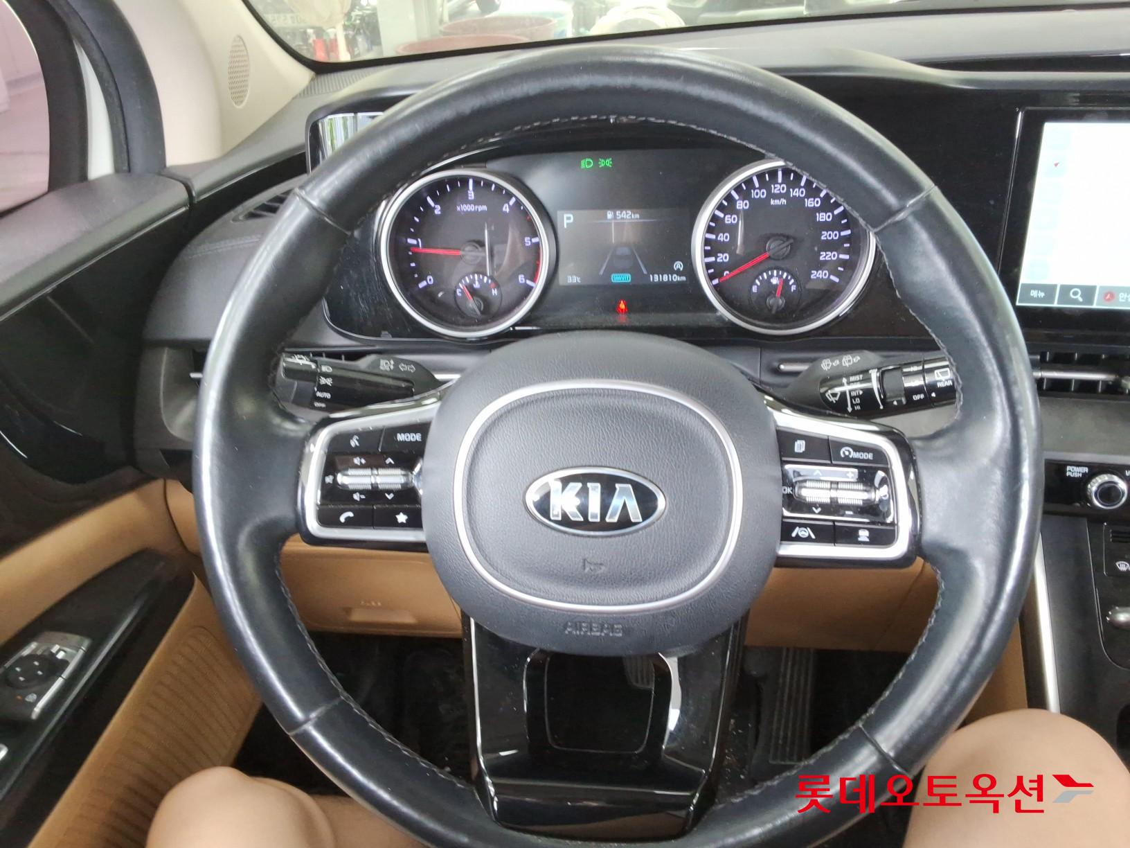 2021 - kia carnival