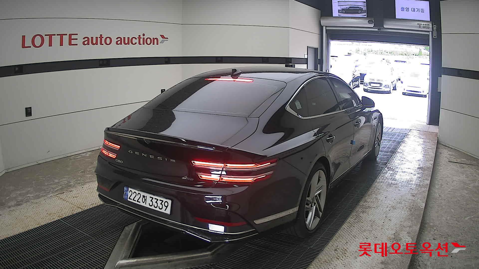 2025 - genesis g80