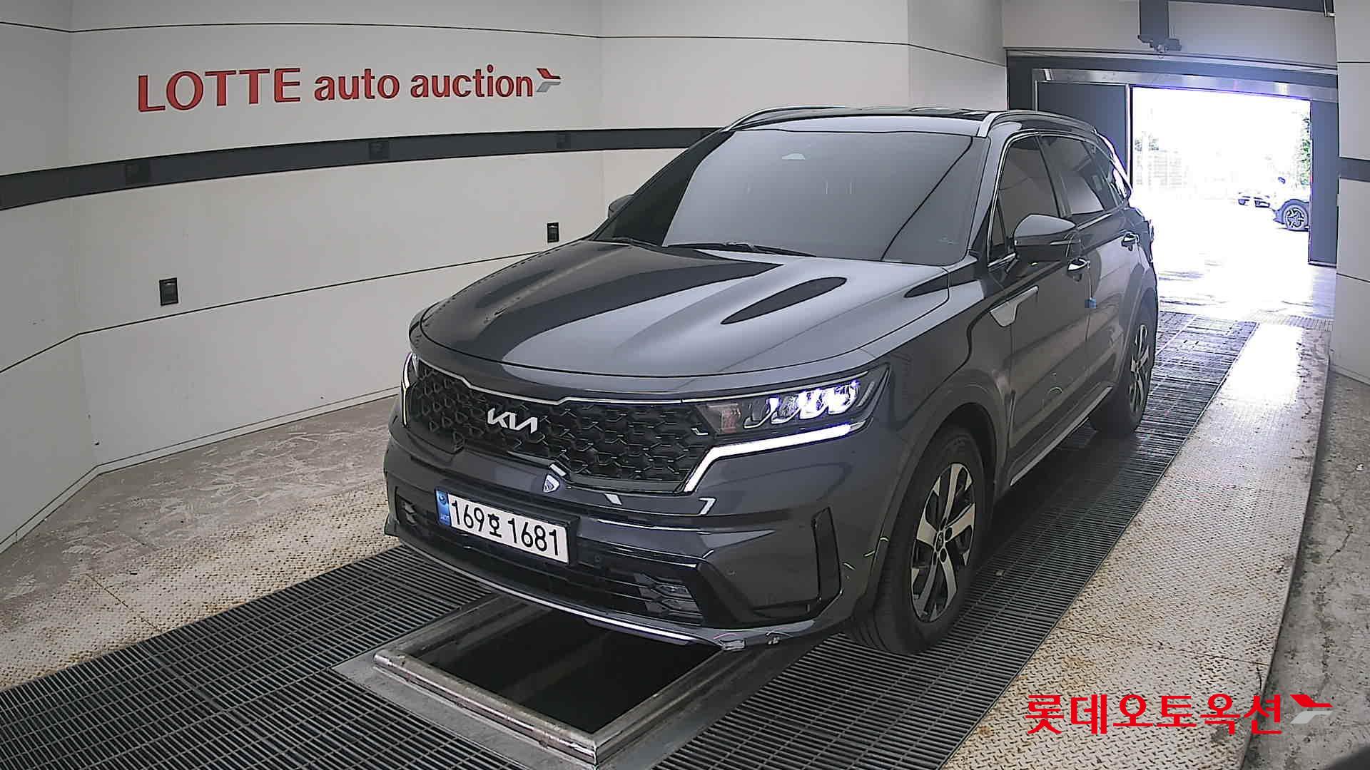 2022 - kia sorento