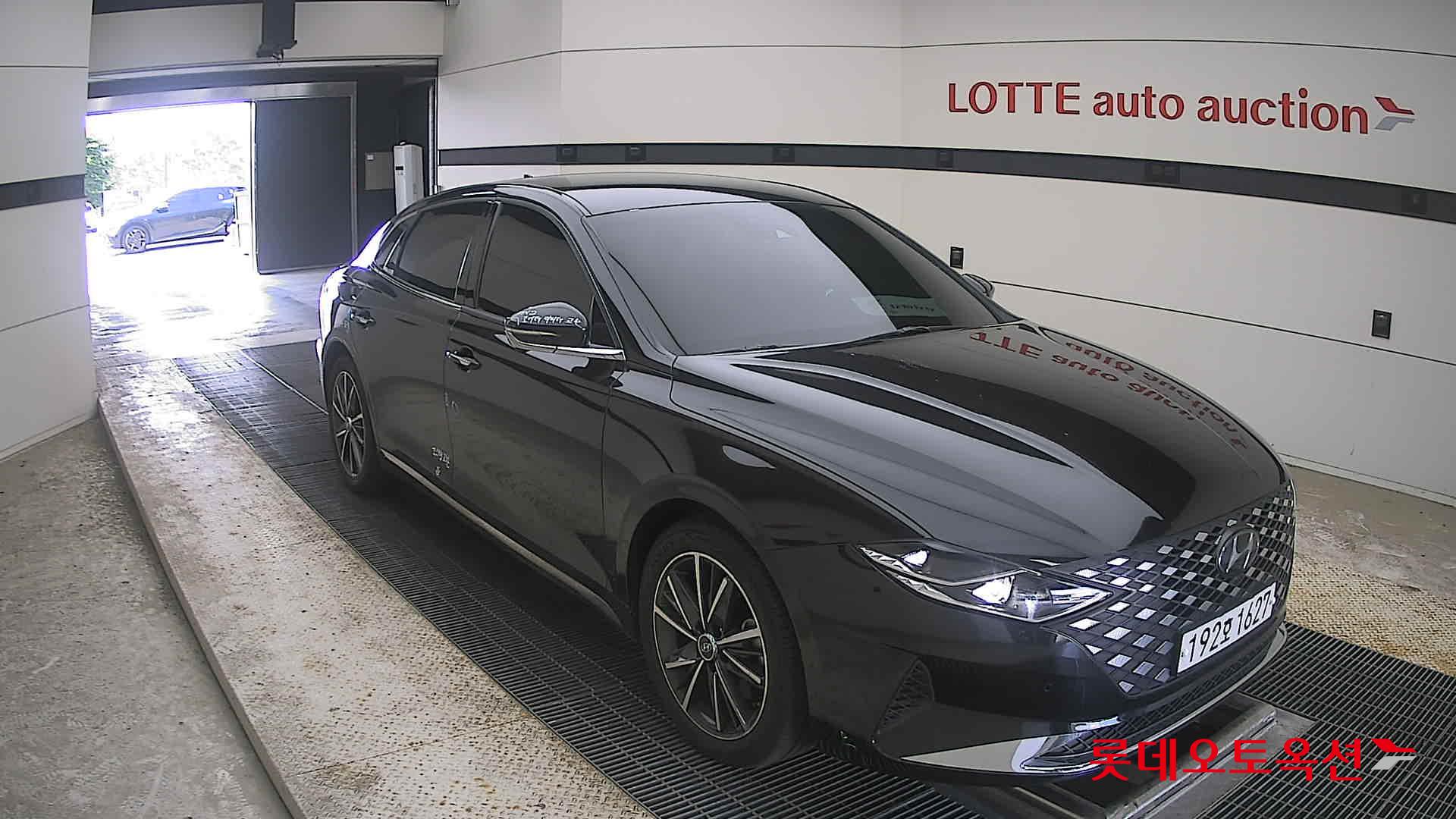 2022 - hyundai grandeur