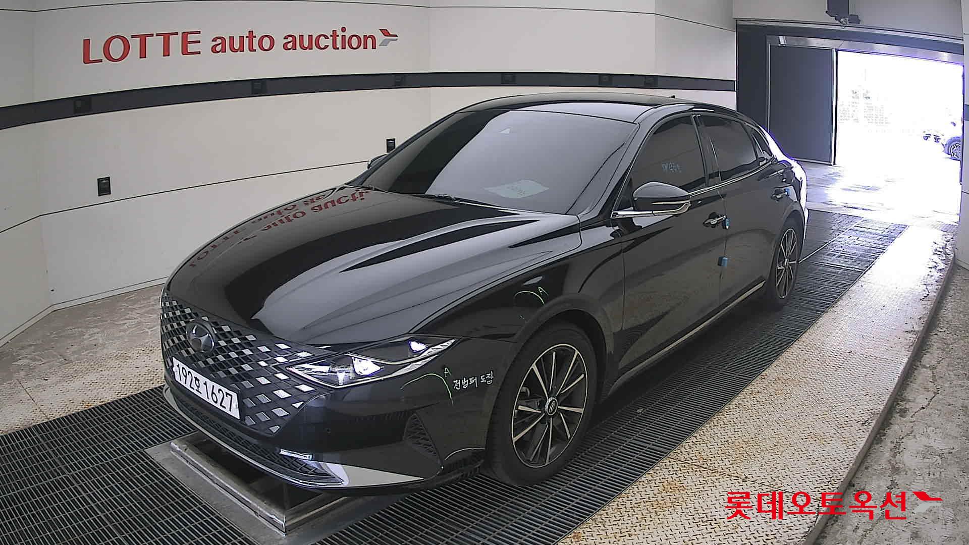 2022 - hyundai grandeur
