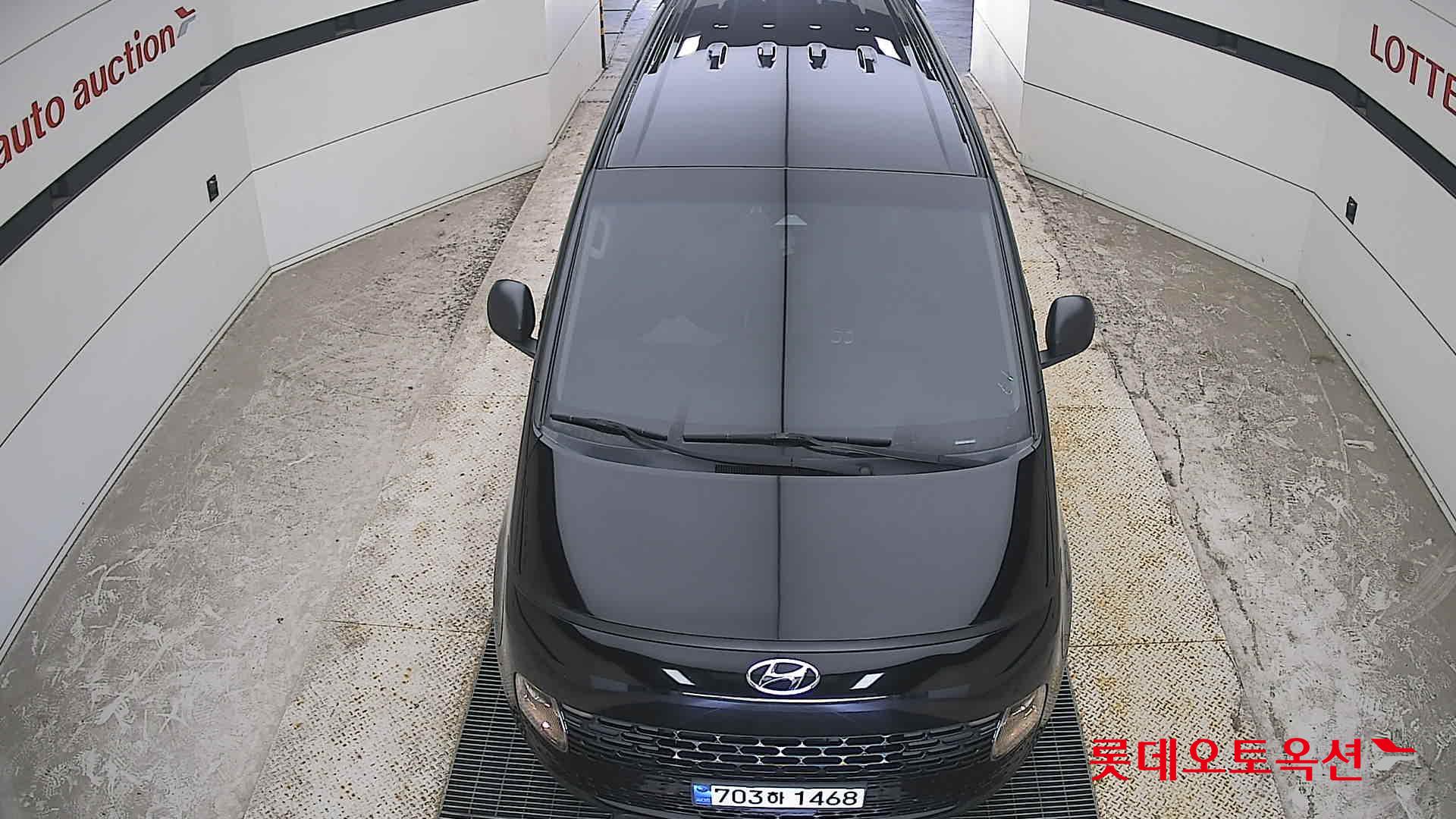 2022 - hyundai staria