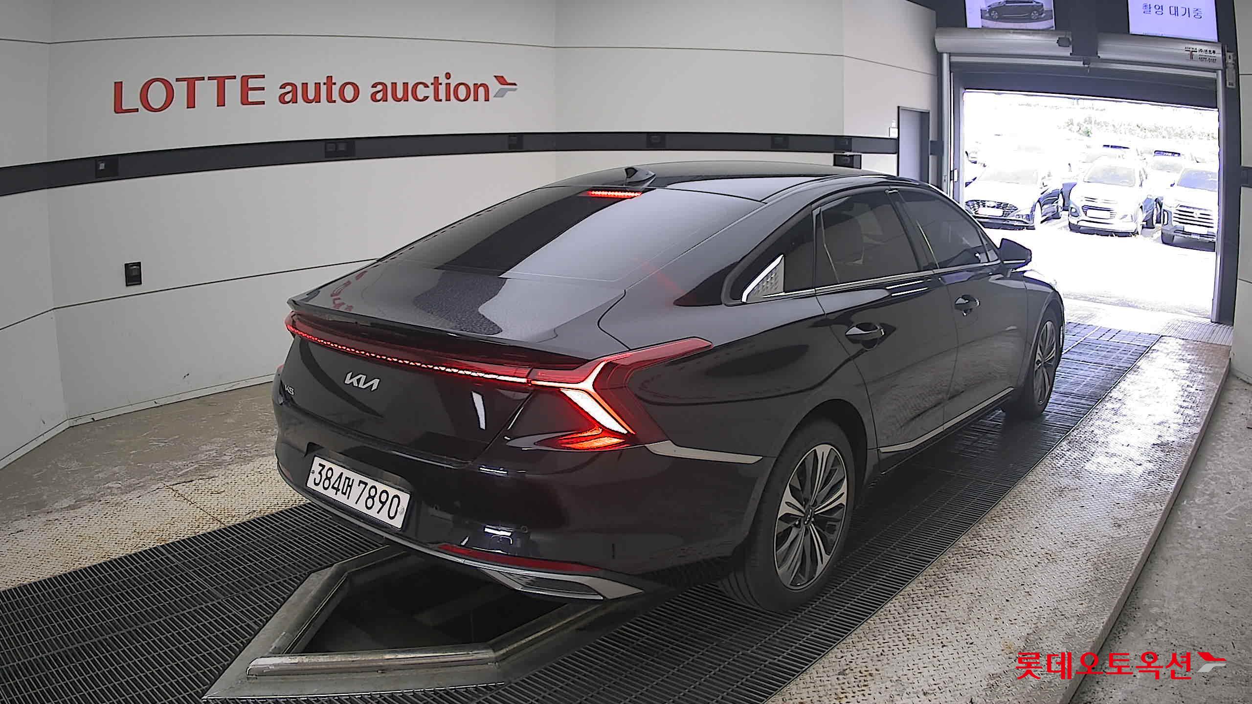 2022 - kia k8